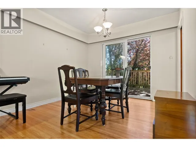4924 45 AVENUE, Delta 4