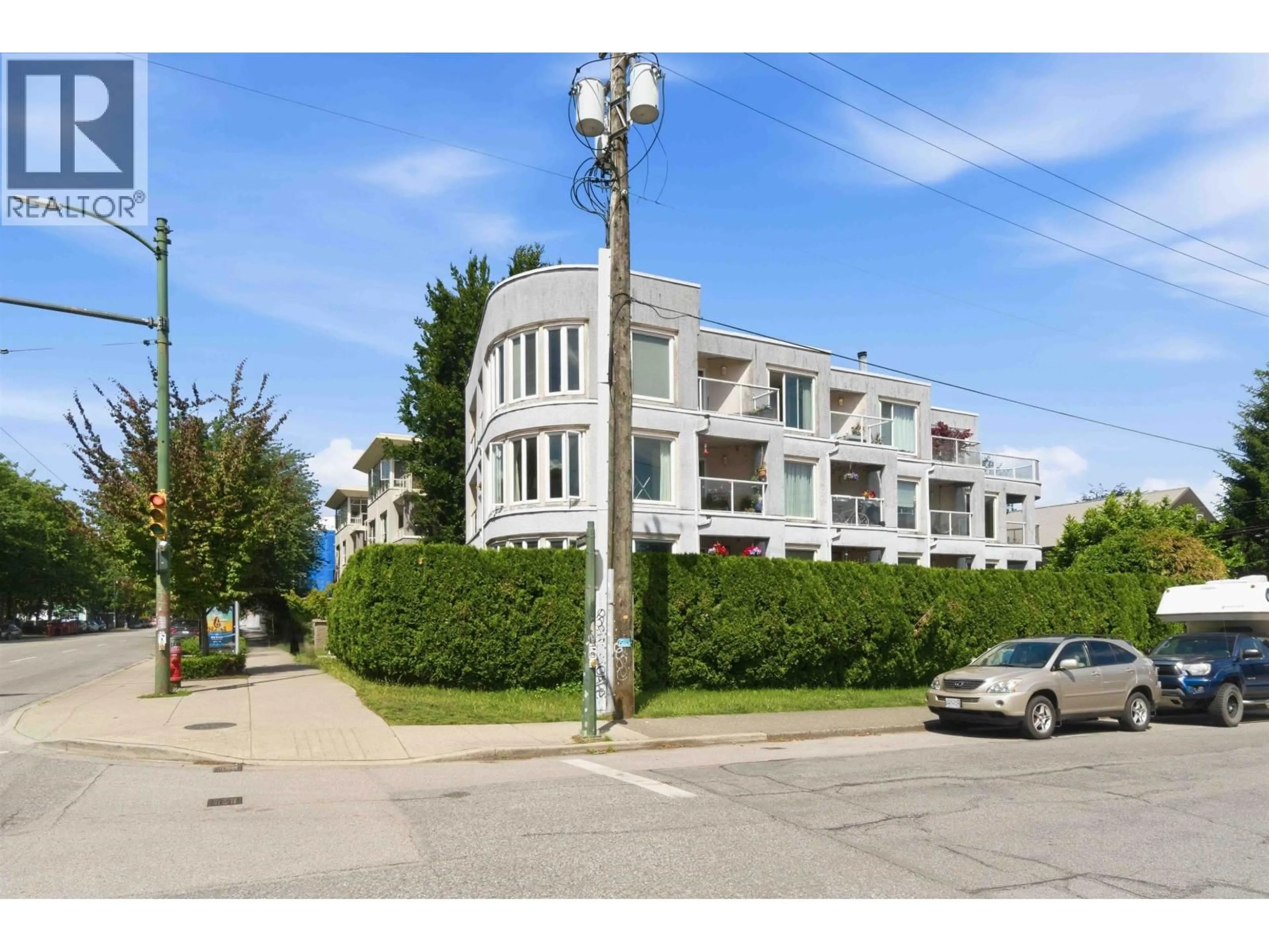 Unknown for 402 - 3505 BROADWAY, Vancouver British Columbia V6R2B5