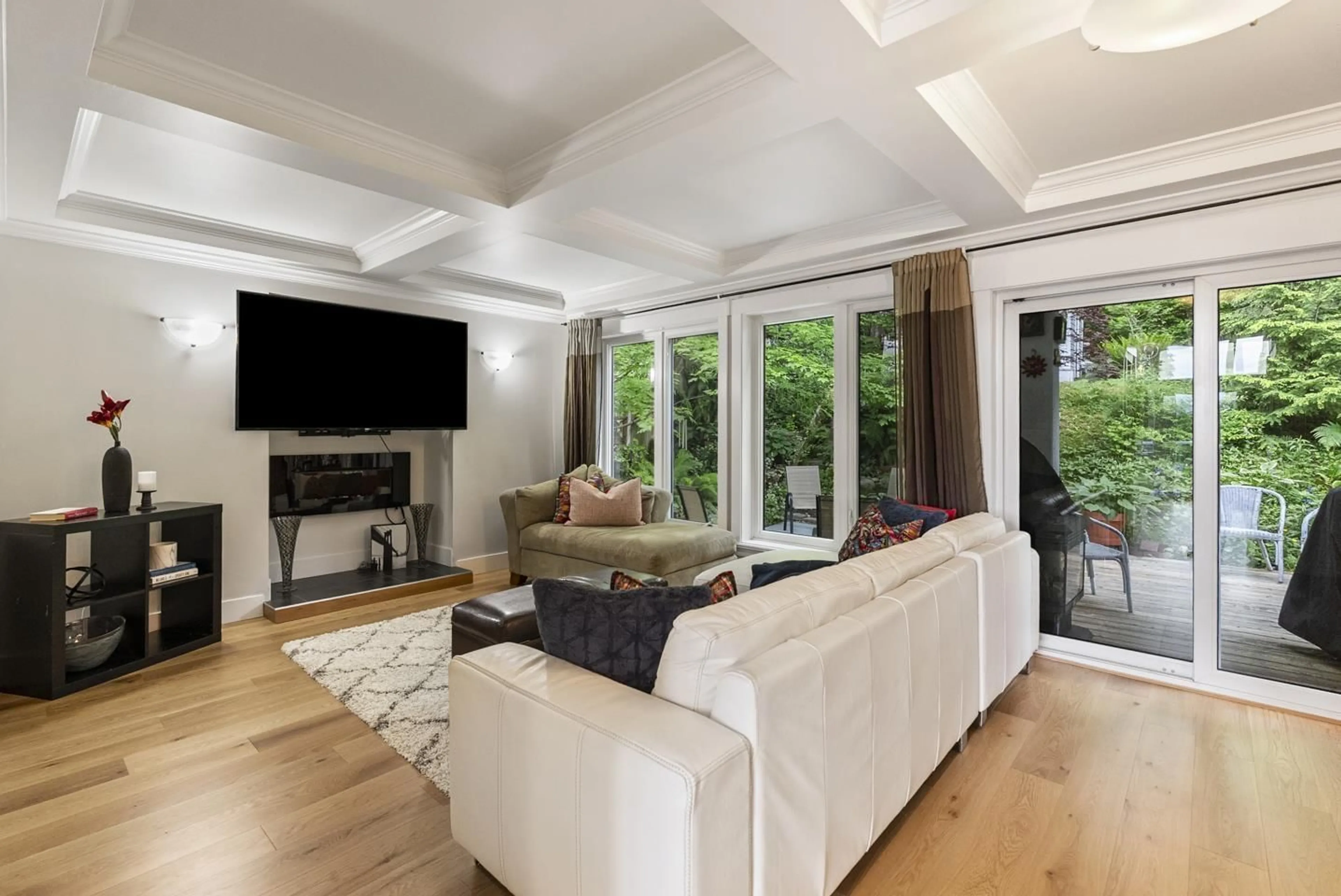 Living room with furniture, unknown for 13820 116 AVENUE, Surrey British Columbia V3R2T2