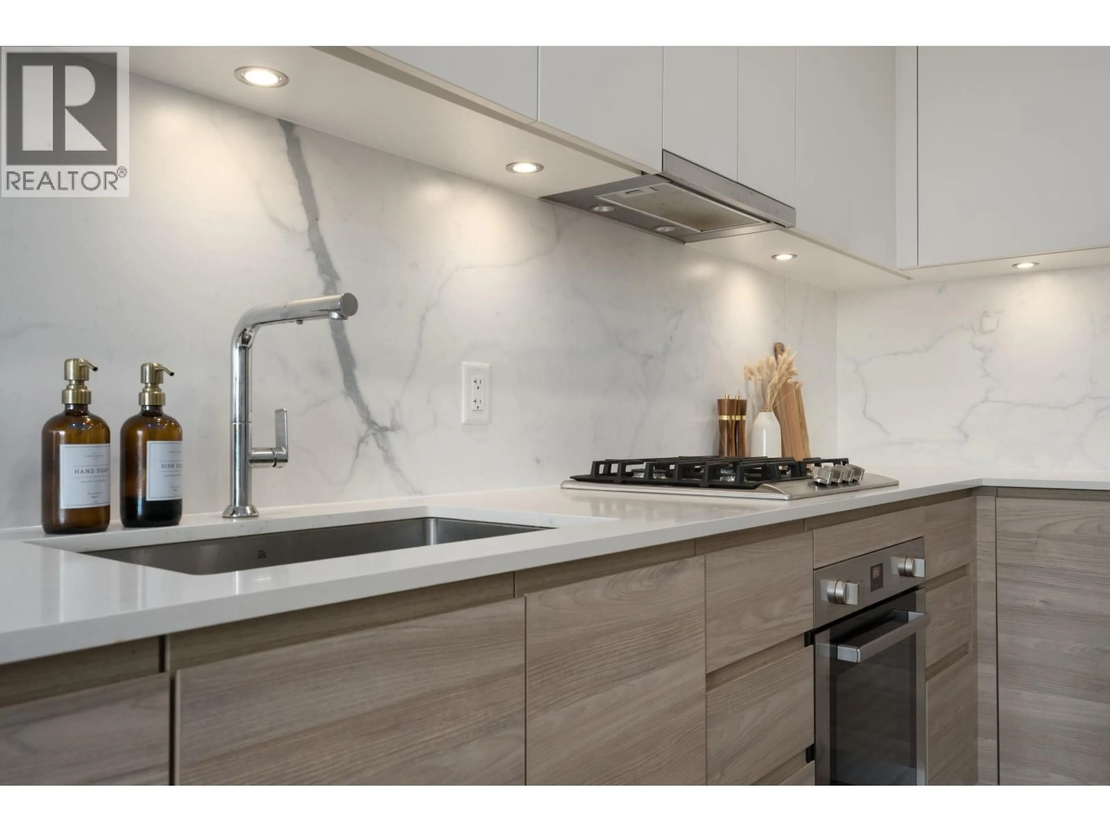 Contemporary kitchen, unknown for 608 - 585 AUSTIN AVENUE, Coquitlam British Columbia V3K0G6
