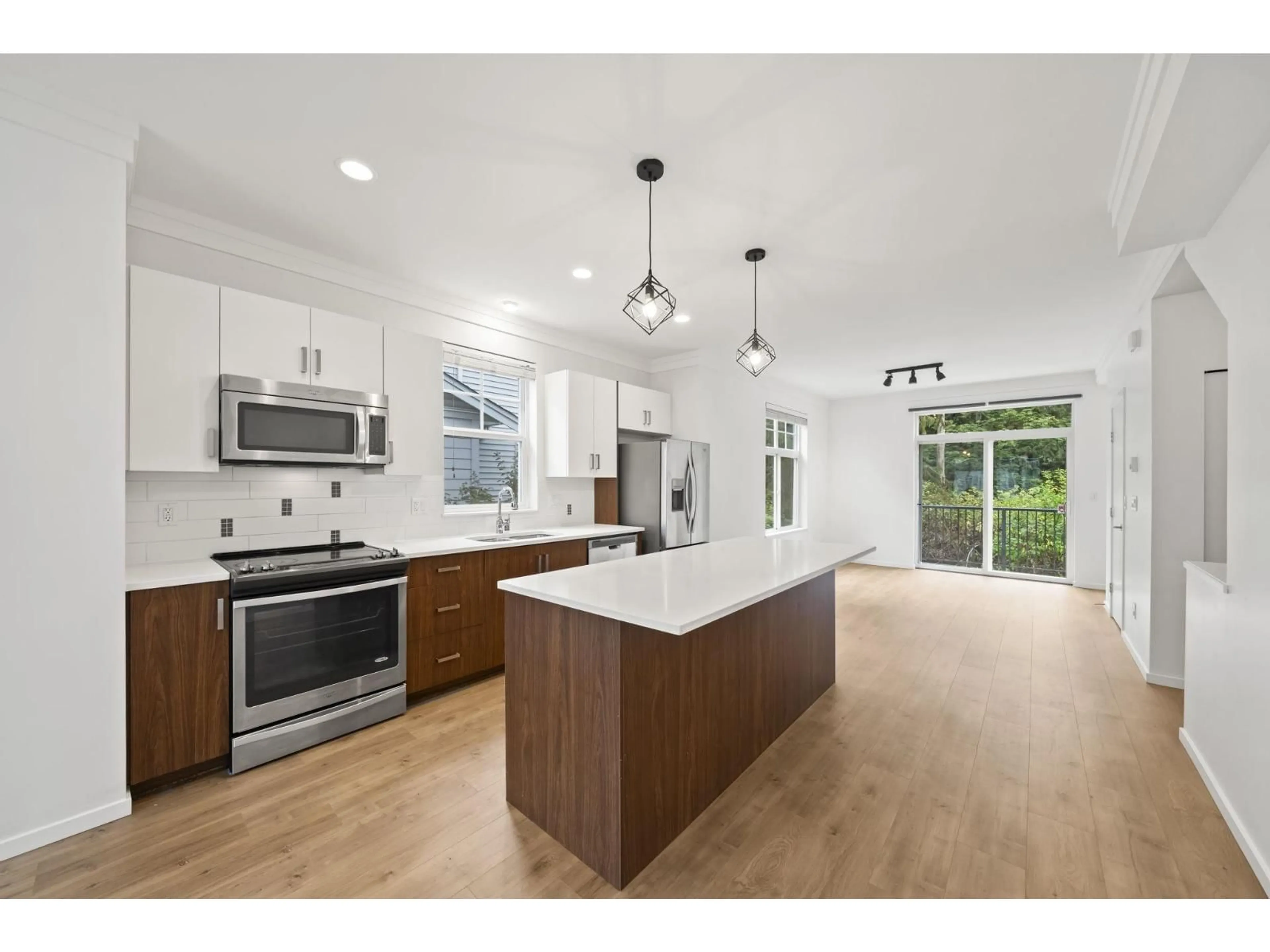 Open concept kitchen, unknown for 81 - 5858 142 STREET, Surrey British Columbia V3X0H2