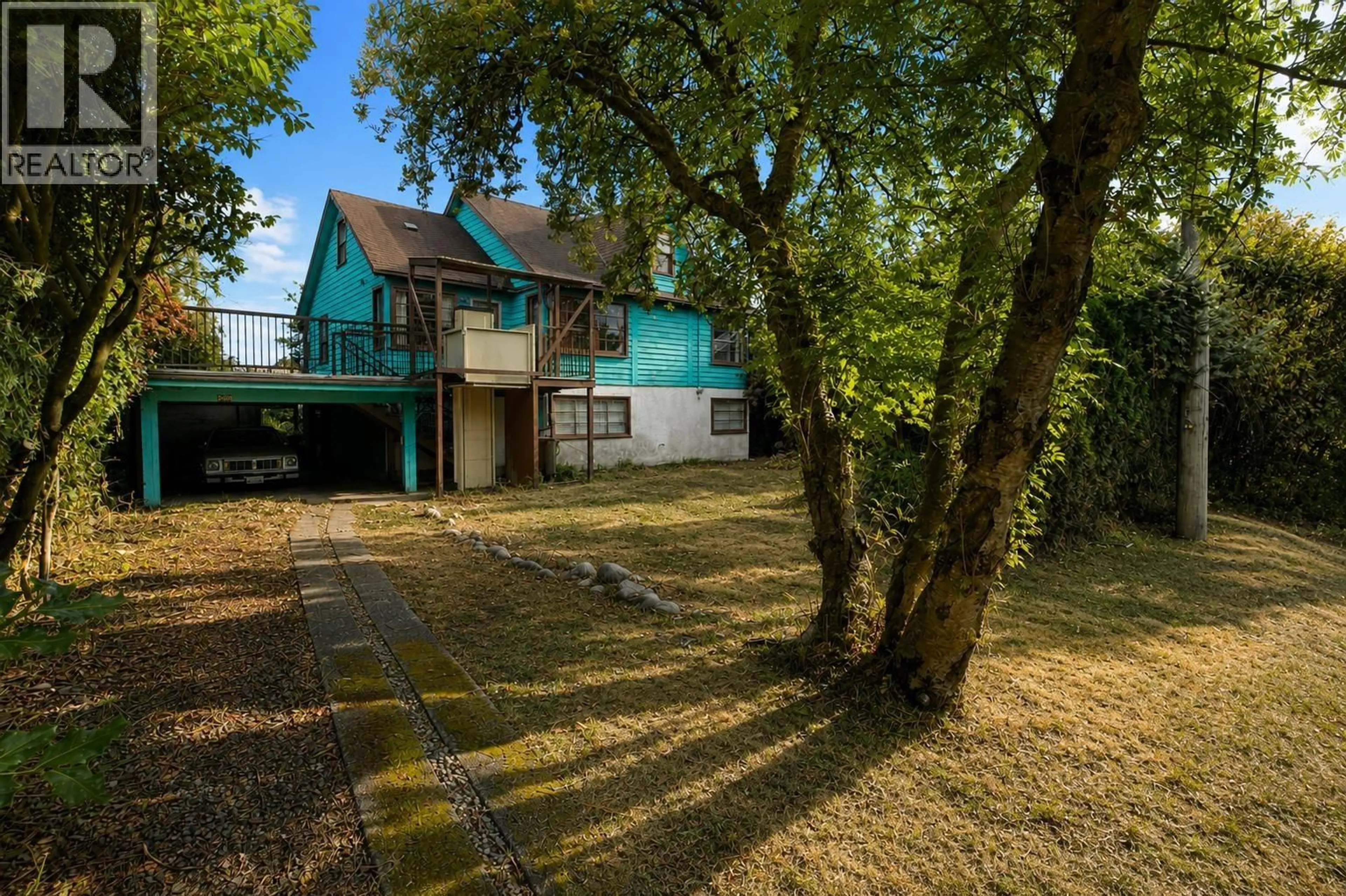 A pic from outside/outdoor area/front of a property/back of a property/a pic from drone, unknown for 9400 PATTERSON ROAD, Richmond British Columbia V6X1R1