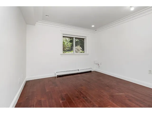 13788 32 AVENUE, Surrey 4