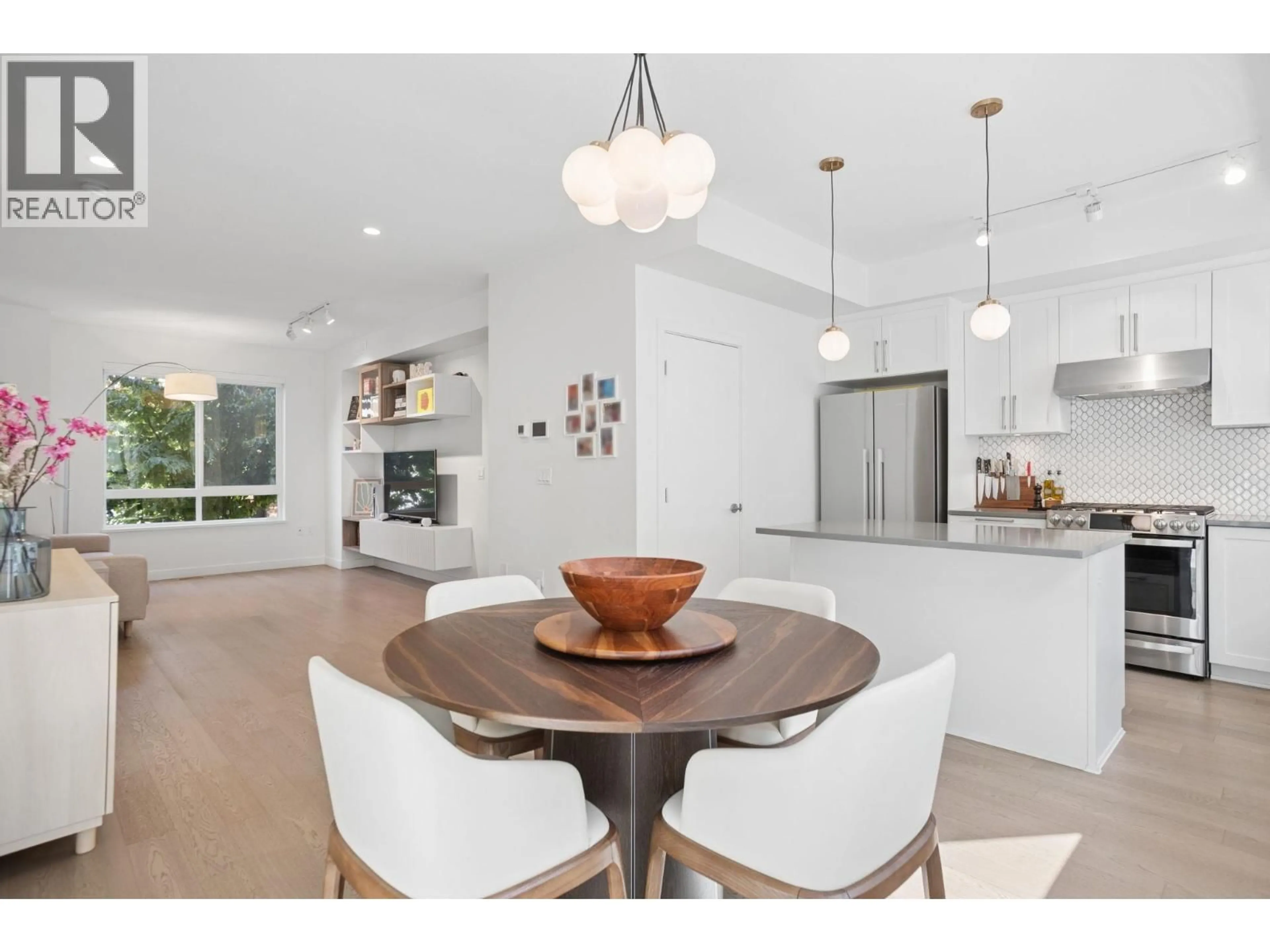 Open concept kitchen, ceramic/tile floor for 61 - 10199 RIVER DRIVE, Richmond British Columbia V6X1Z2