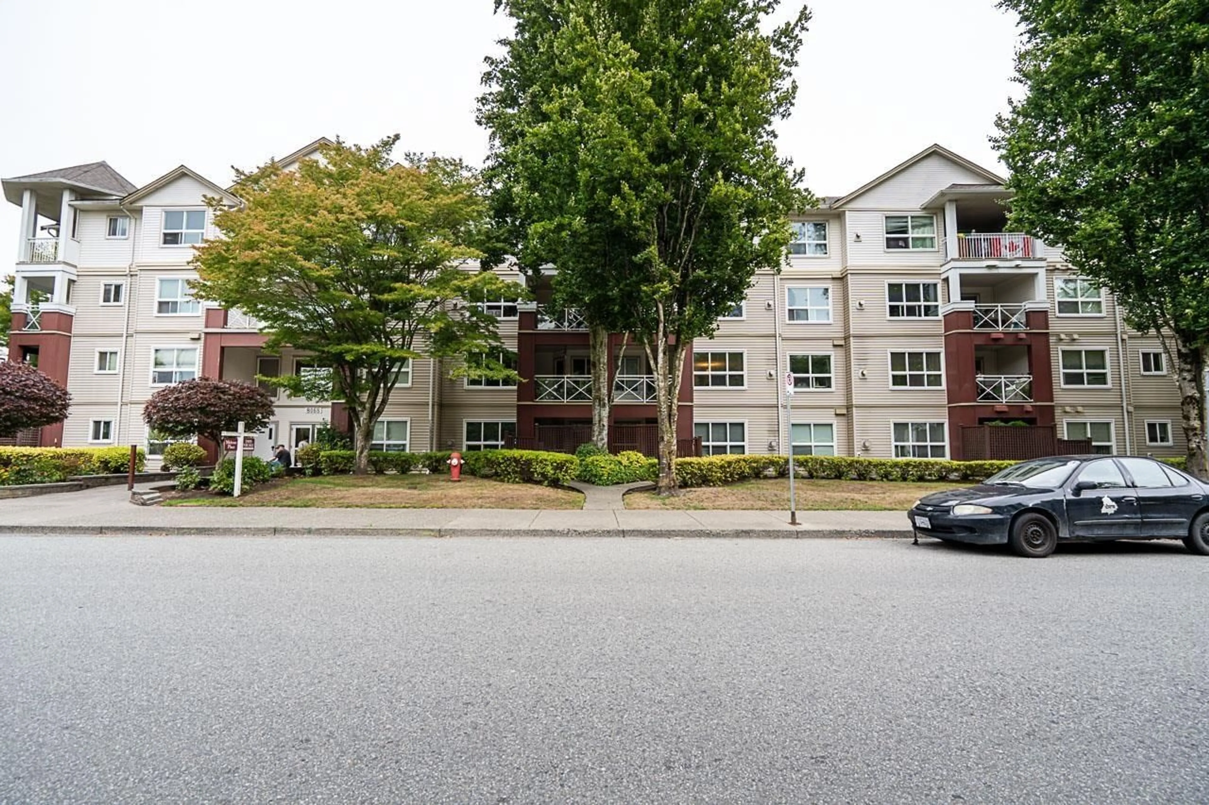 Unknown for 211 - 8068 120A STREET, Surrey British Columbia V3W3P3