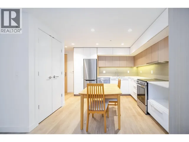 412 - 9888 UNIVERSITY CRESCENT, Burnaby 5