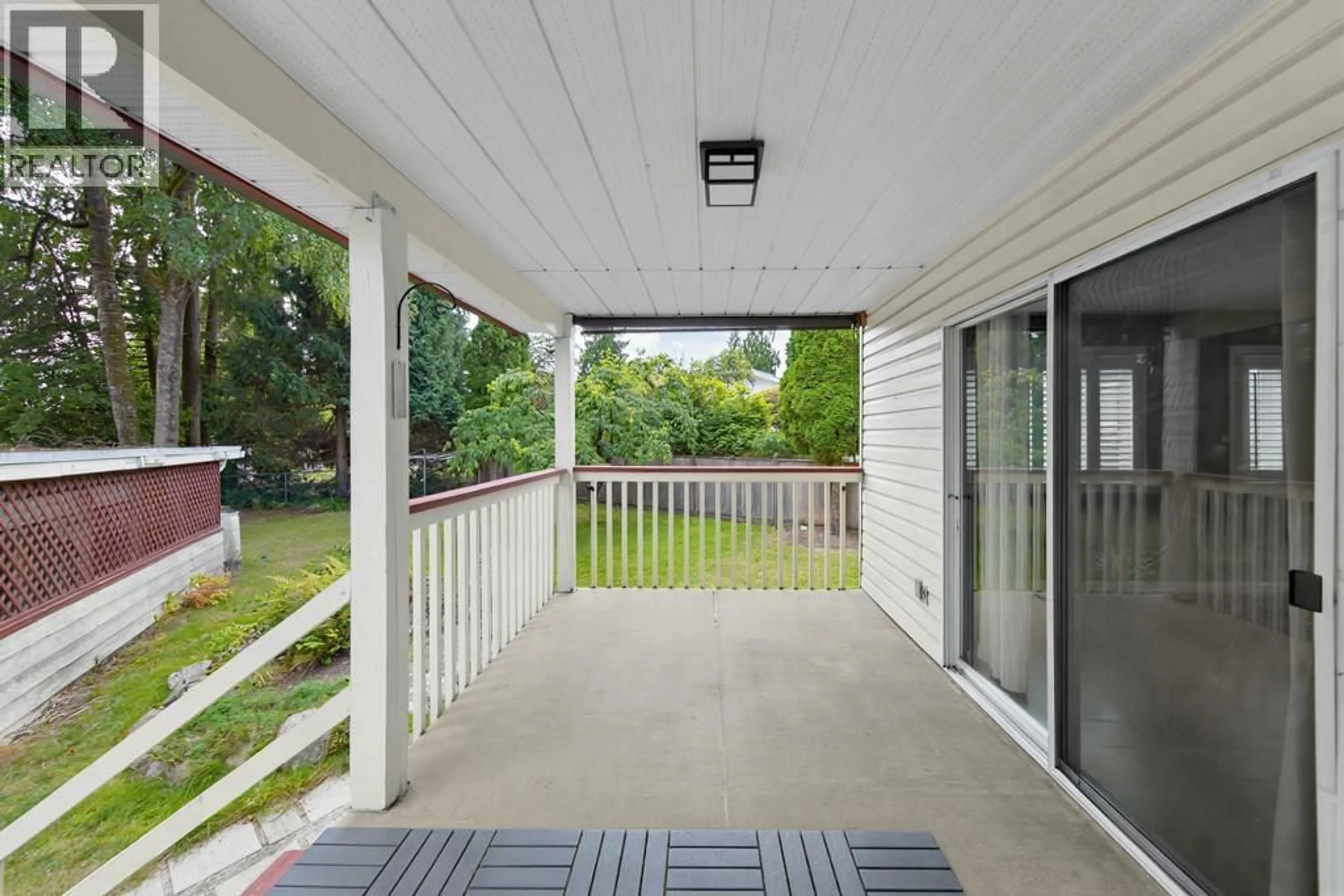 Patio, street for 311 MOUNT ROYAL DRIVE, Port Moody British Columbia V3H1R2