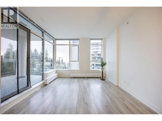 902 - 8940 UNIVERSITY CRESCENT, Burnaby 4