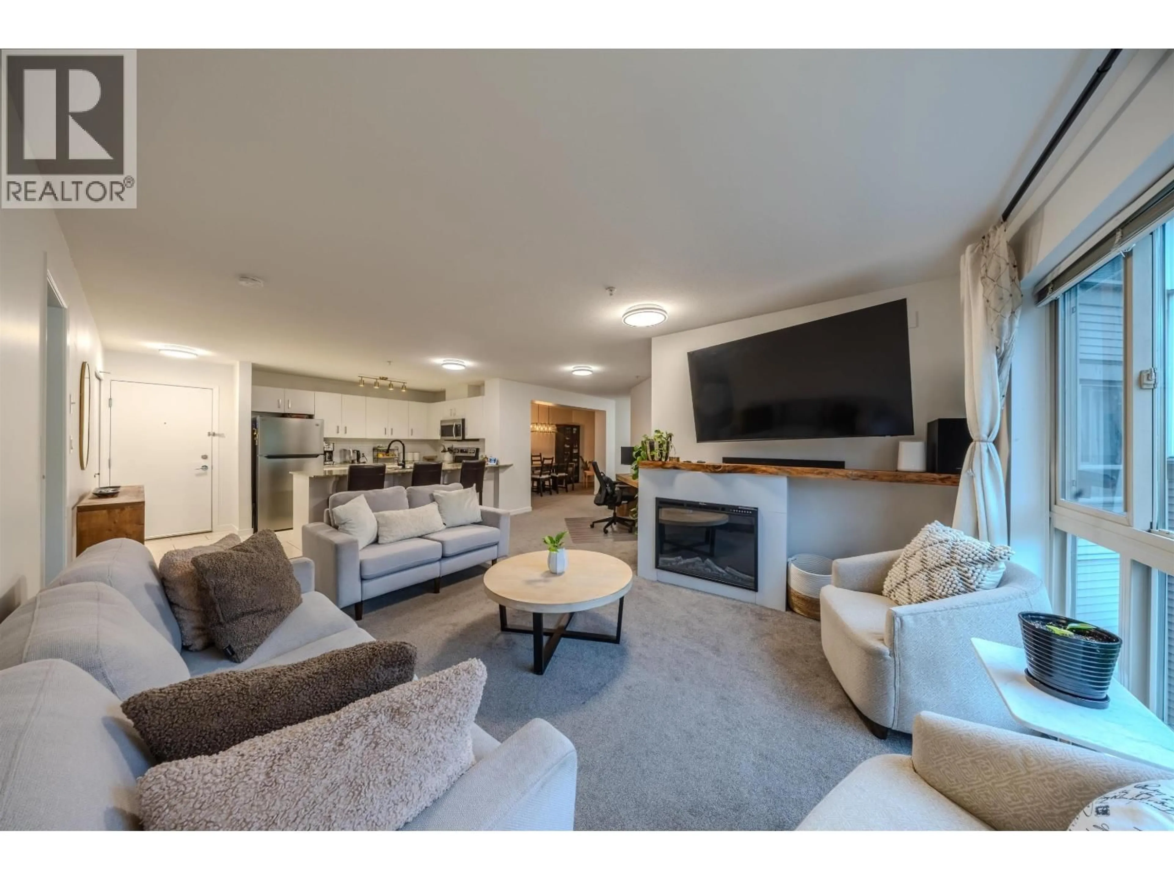 Living room with furniture, unknown for 304 - 11665 HANEY, Maple Ridge British Columbia V2X8W9