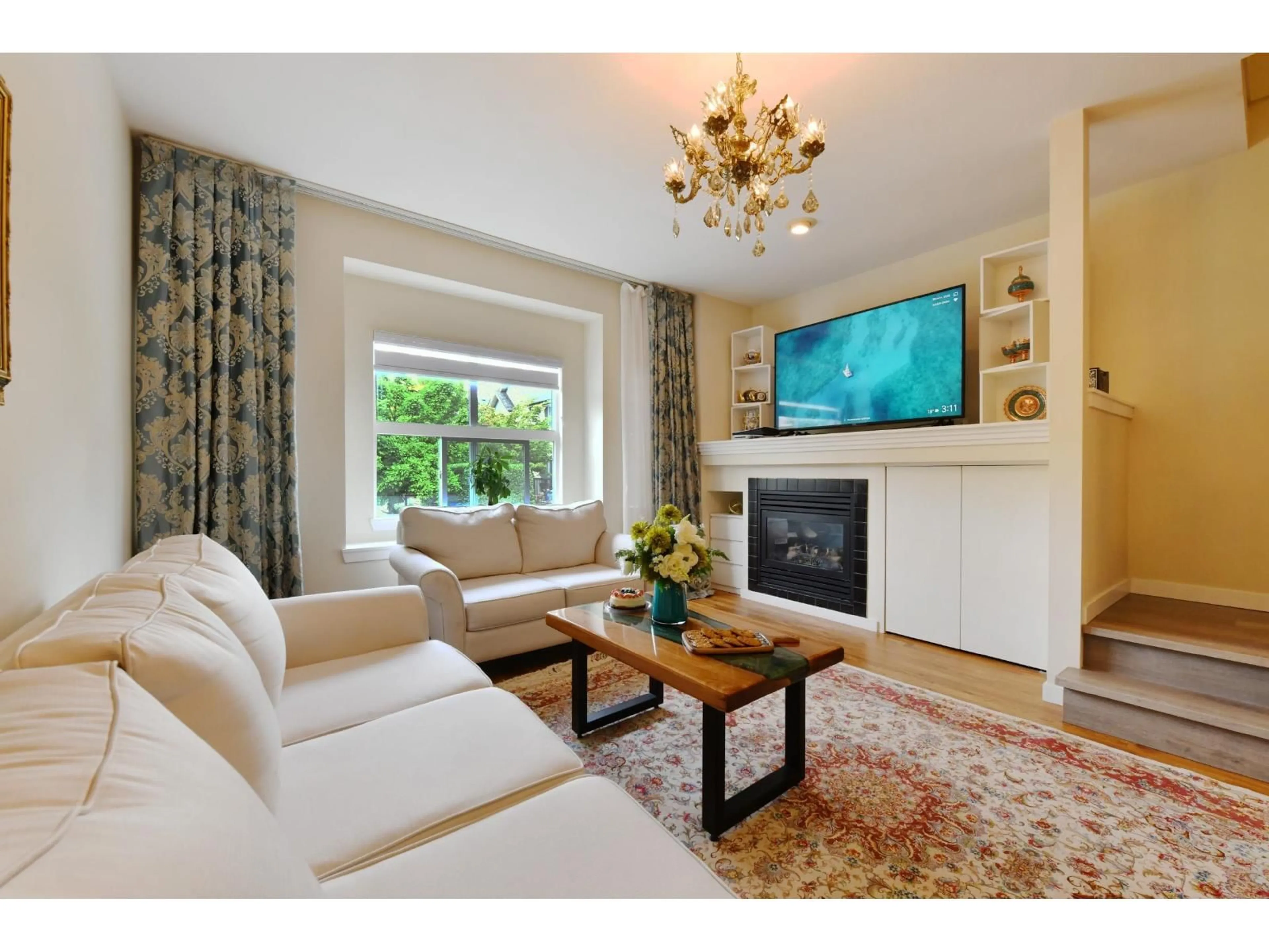 Living room with furniture, unknown for 10 - 6366 126 STREET, Surrey British Columbia V3X1T9