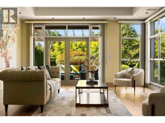 1575 ACADIA ROAD, Vancouver 3