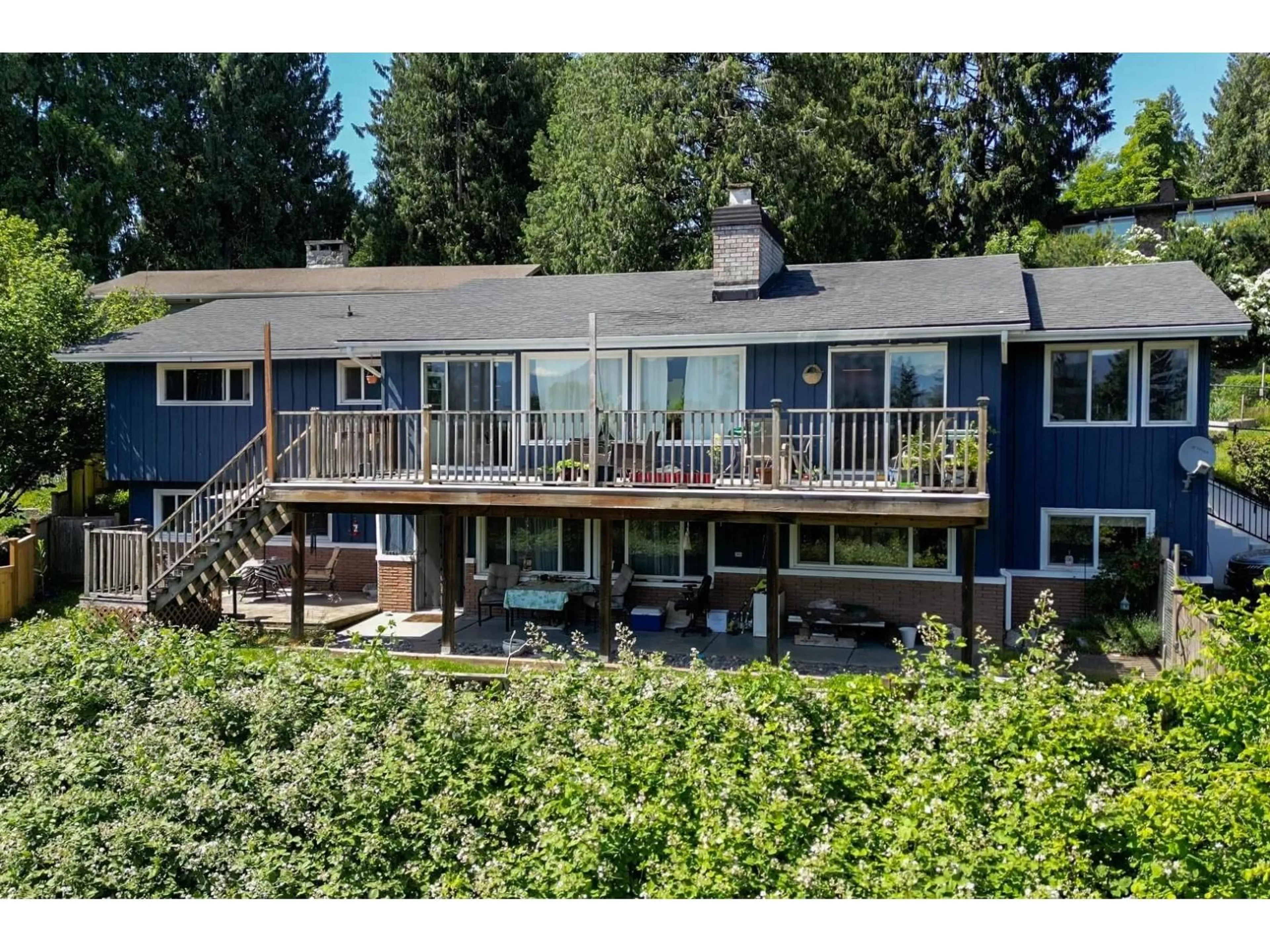 A pic from outside/outdoor area/front of a property/back of a property/a pic from drone, water/lake/river/ocean view for 10005 KENSWOOD DRIVE, Chilliwack British Columbia V2P7N5
