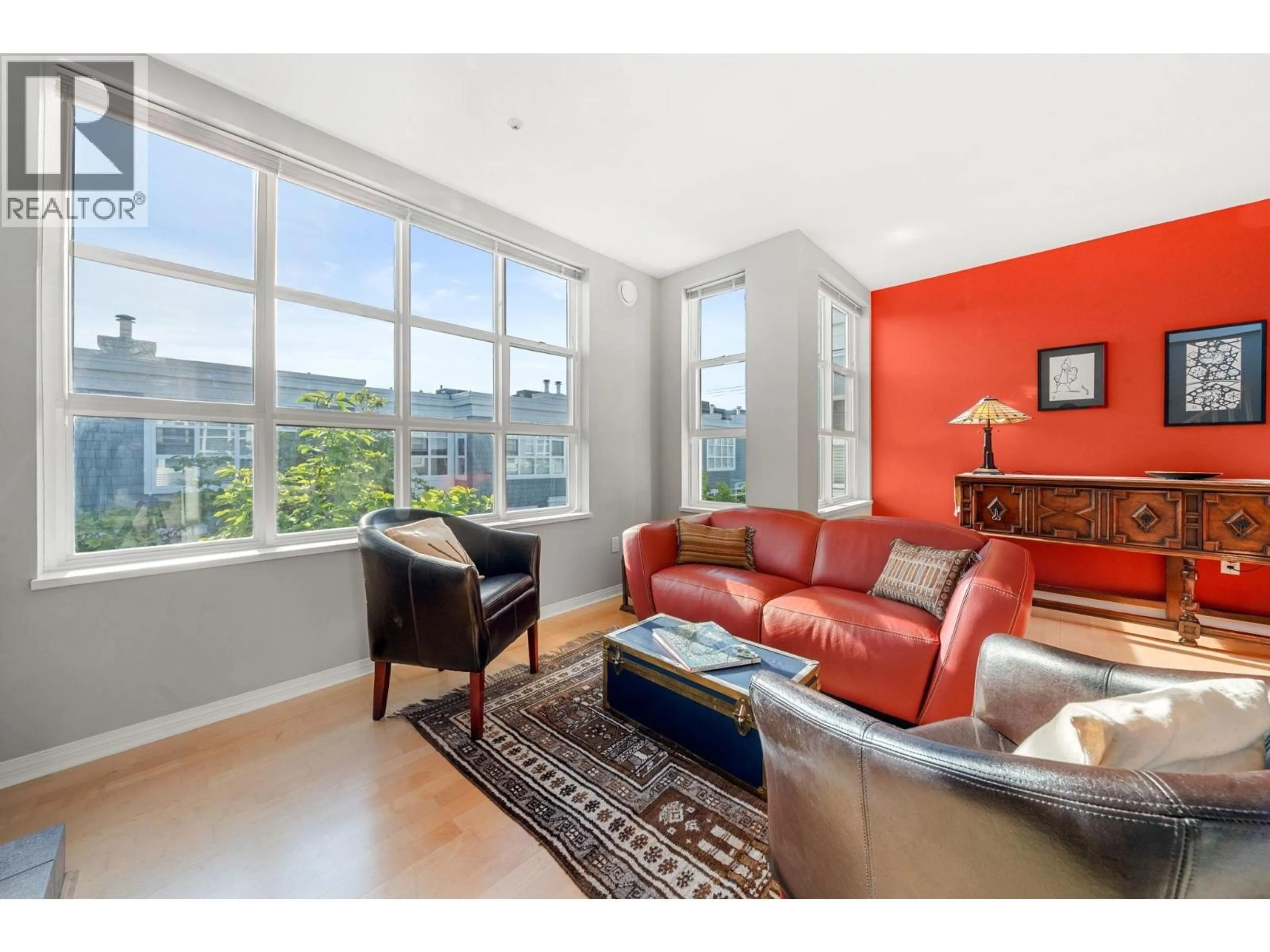 Living room with furniture, unknown for 207 - 669 7TH AVENUE, Vancouver British Columbia V5Z1B6