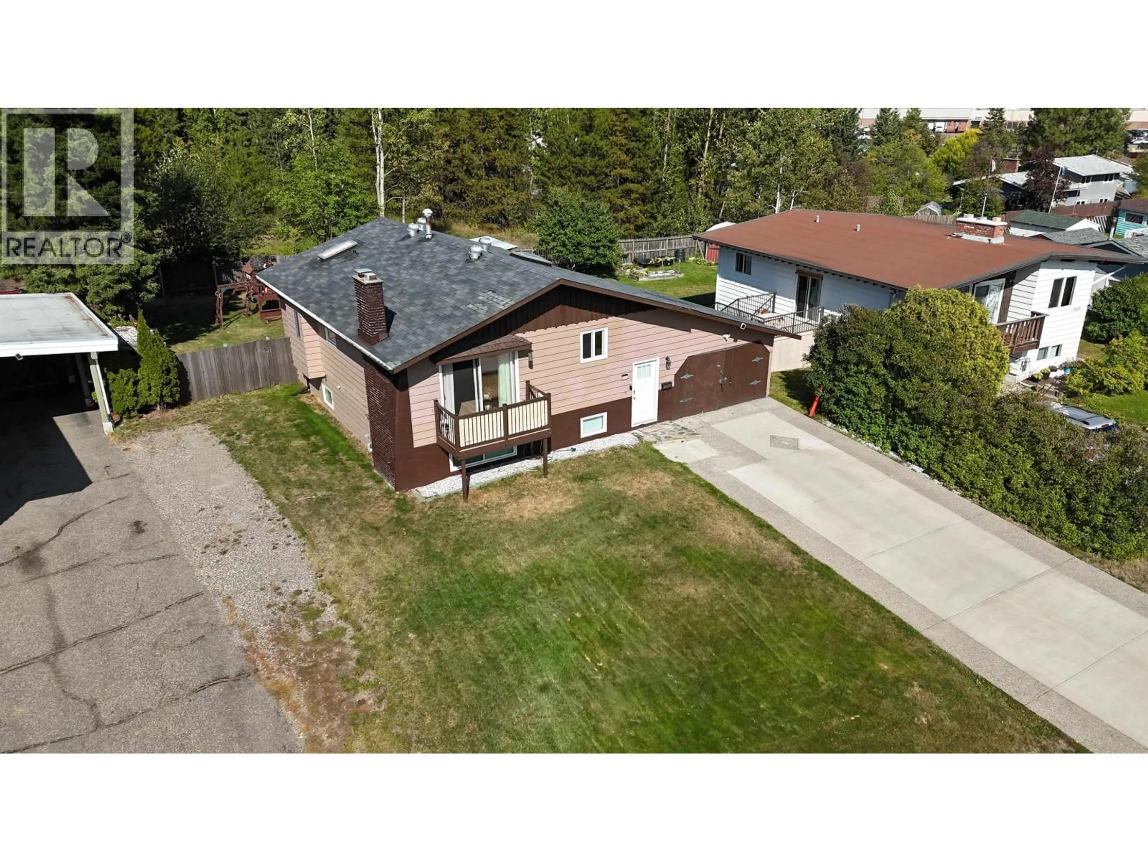 A pic from outside/outdoor area/front of a property/back of a property/a pic from drone, street for 2852 ALEXANDER CRESCENT, Prince George British Columbia V2N1J7