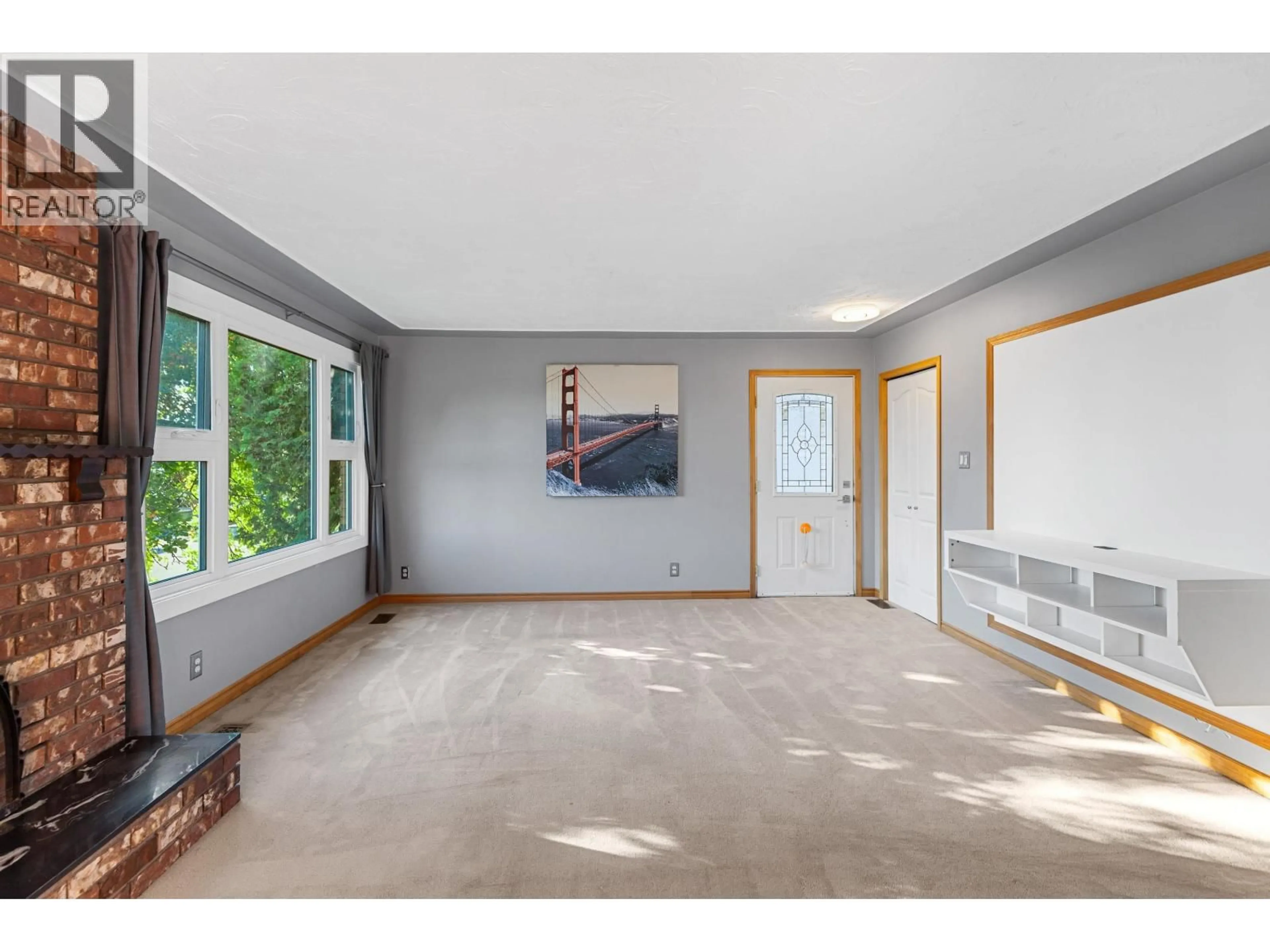 A pic of a room for 705 IRWIN STREET, Prince George British Columbia V2M2X6