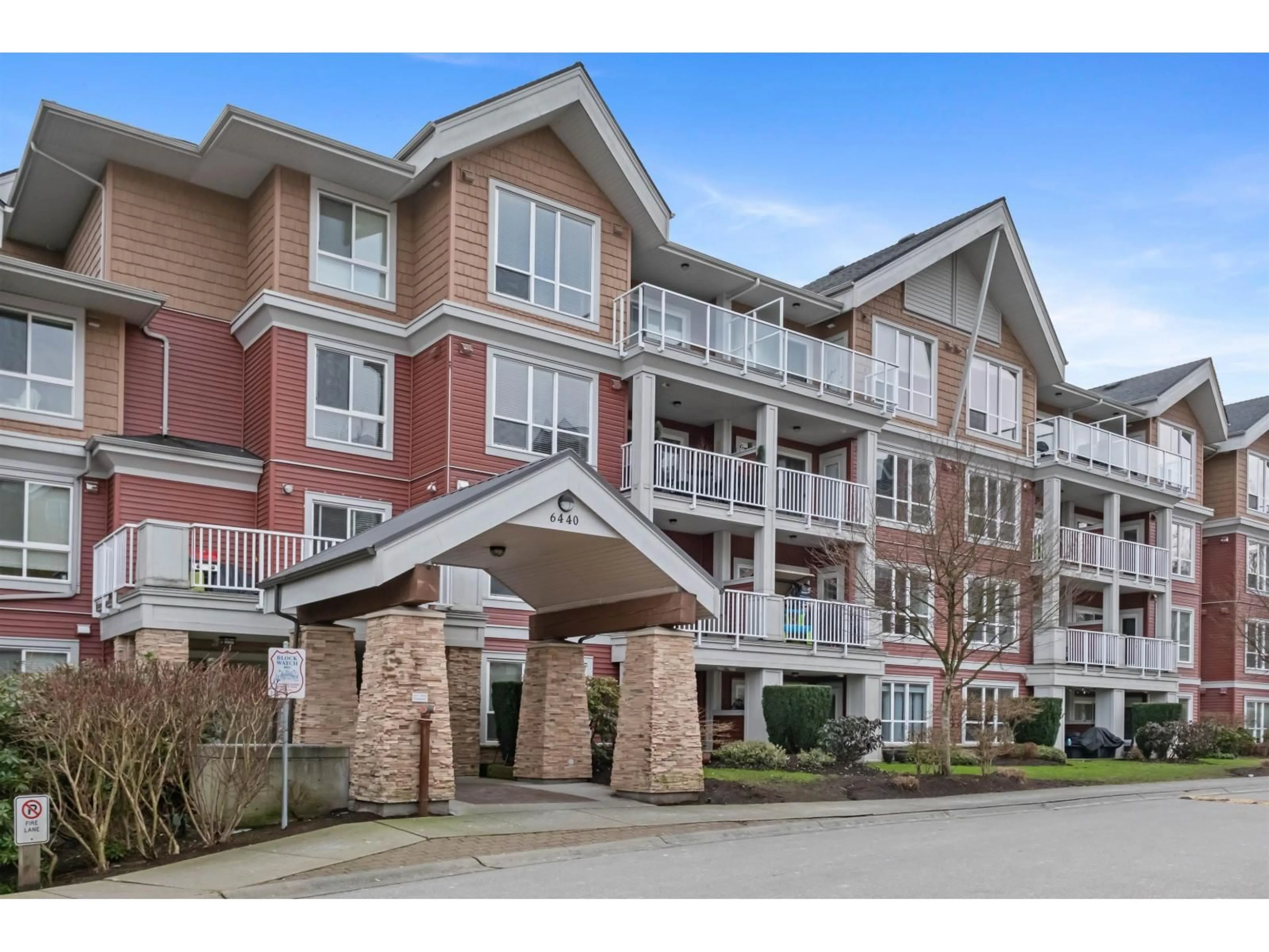 Unknown for 501 - 6440 194 STREET, Surrey British Columbia V4N6J7