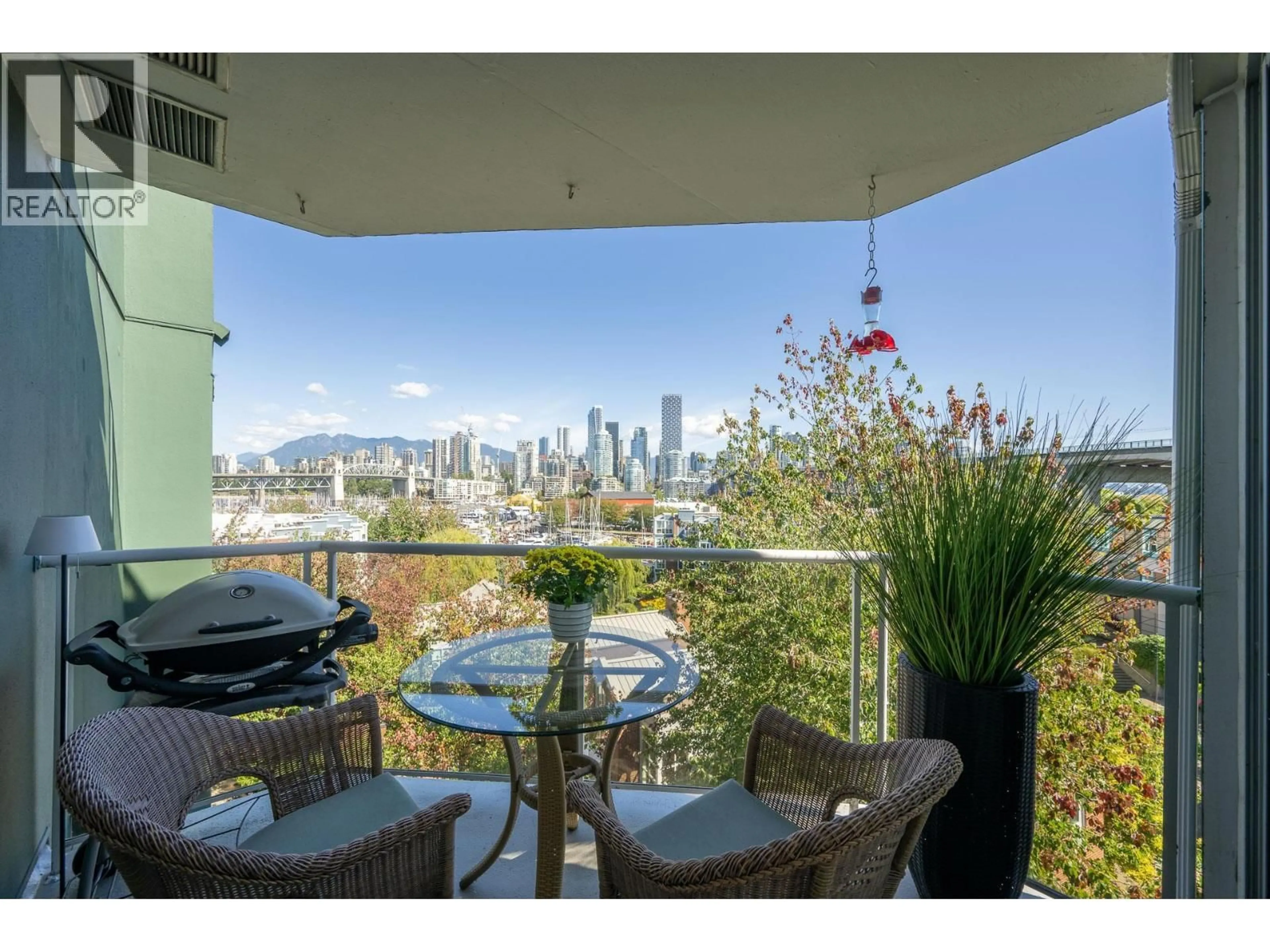 Patio, water/lake/river/ocean view for 607 - 1508 MARINER WALK, Vancouver British Columbia V6J4X9