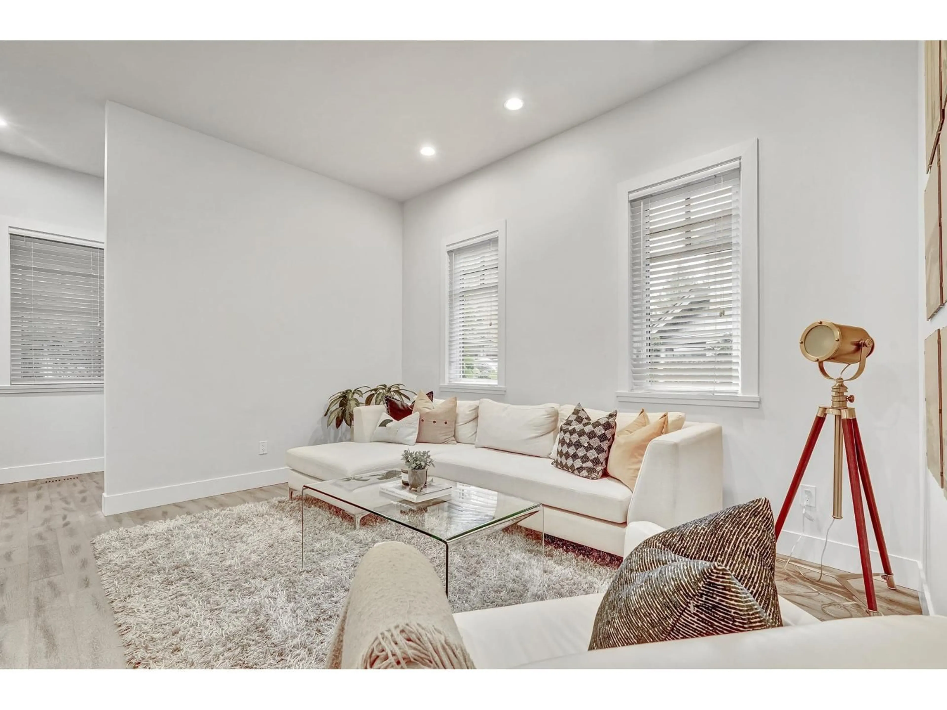 Living room with furniture, unknown for 27 - 3122 160 STREET, Surrey British Columbia V3Z8K5