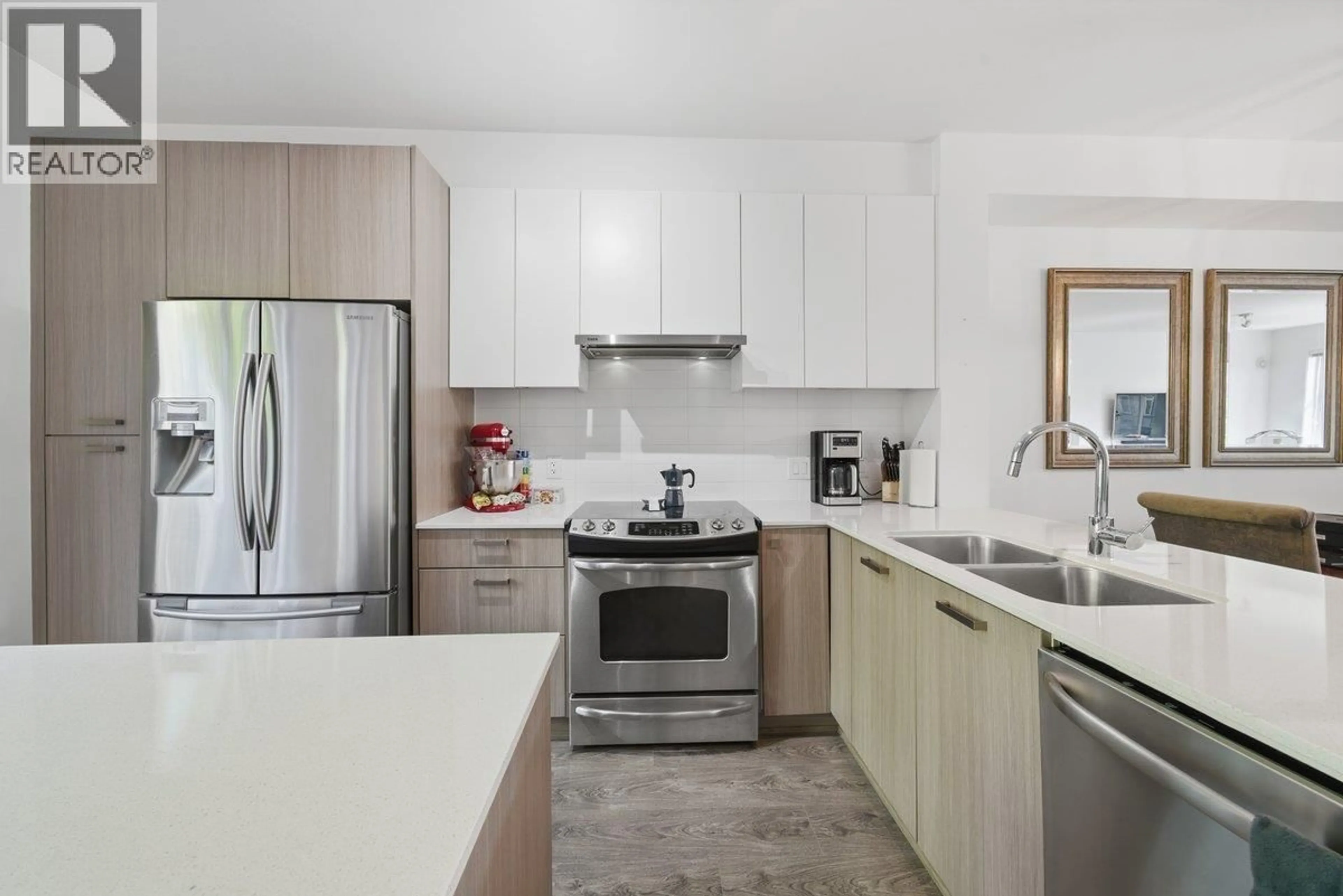 Contemporary kitchen, ceramic/tile floor for 60 - 1320 RILEY STREET, Coquitlam British Columbia V3E0J4
