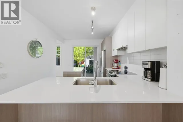 60 - 1320 RILEY STREET, Coquitlam 3