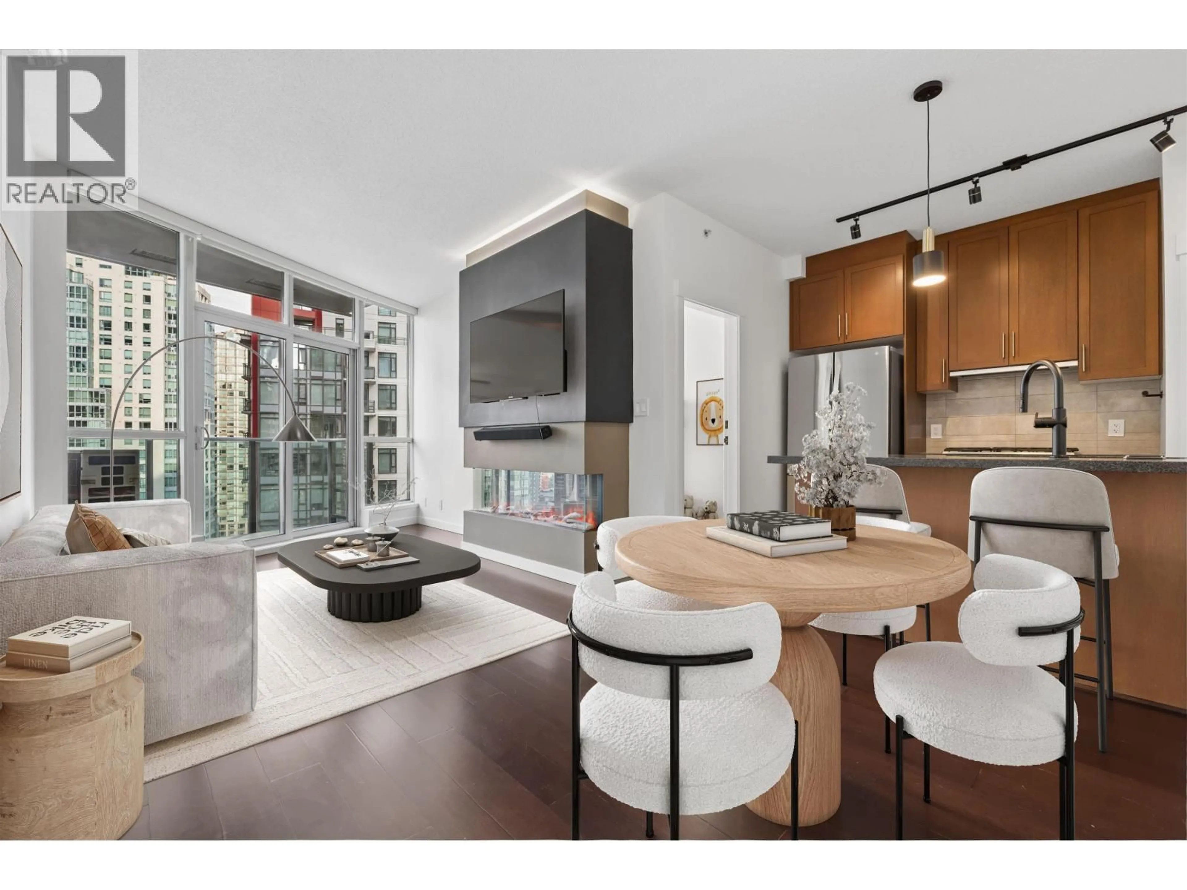 Open concept kitchen, unknown for 2007 - 1189 MELVILLE STREET, Vancouver British Columbia V6E4T8