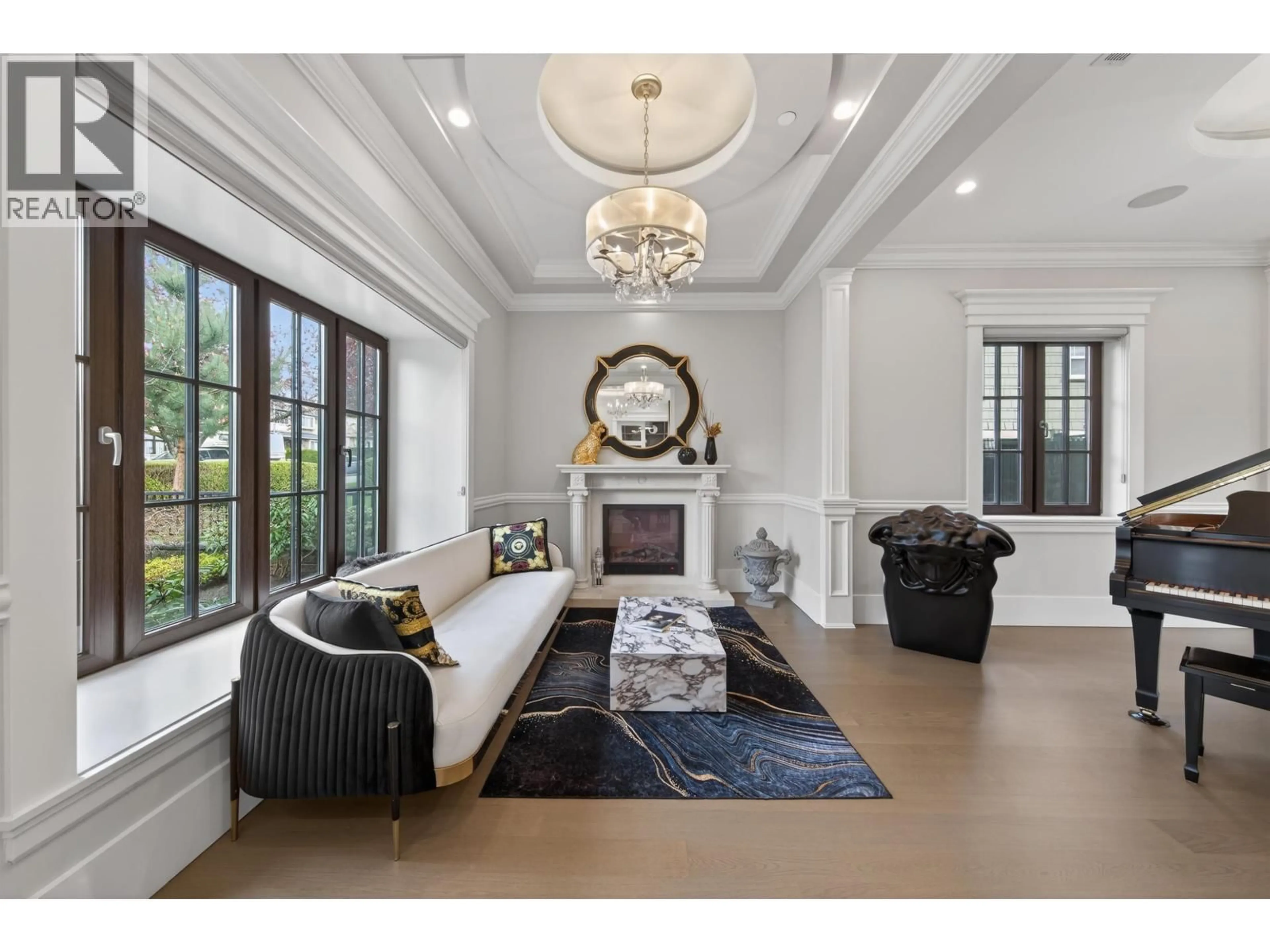 Living room with furniture, unknown for 2168 W 22ND AVENUE, Vancouver British Columbia V6L1L5