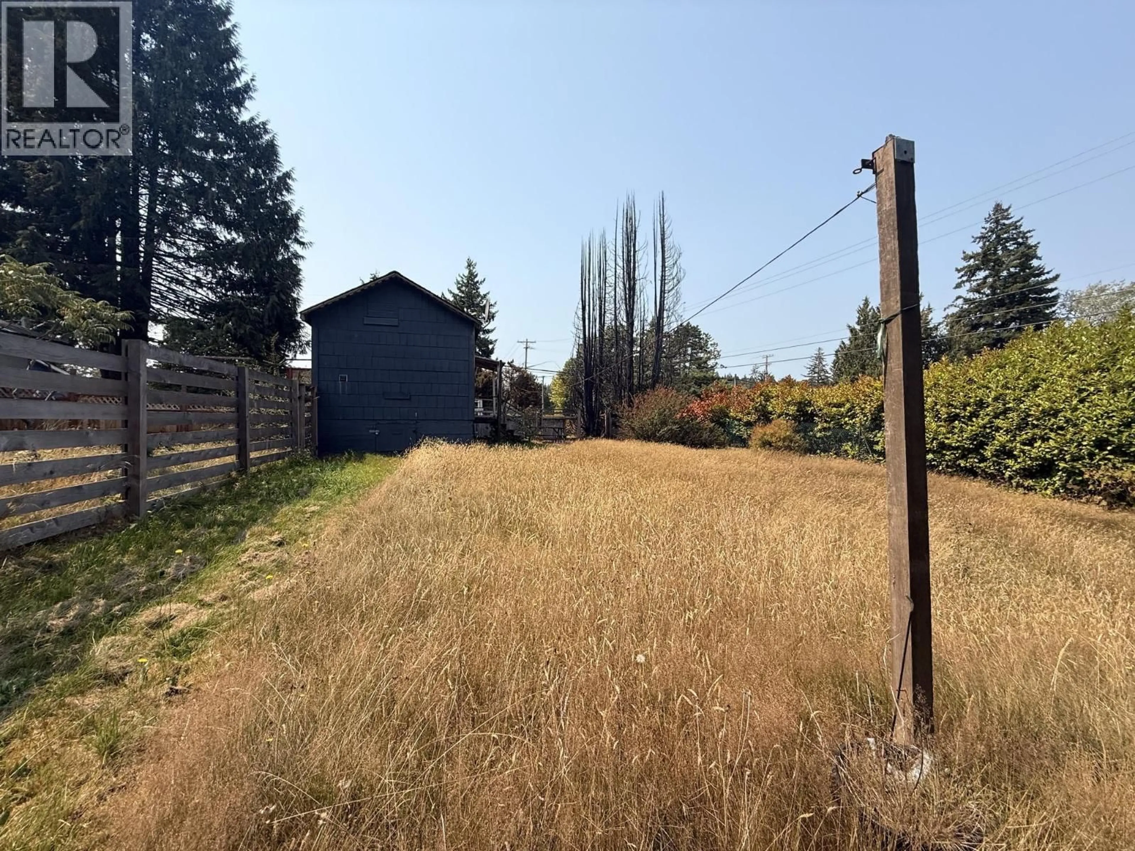 Shed for 5694 WHARF AVENUE, Sechelt British Columbia V0N3A0