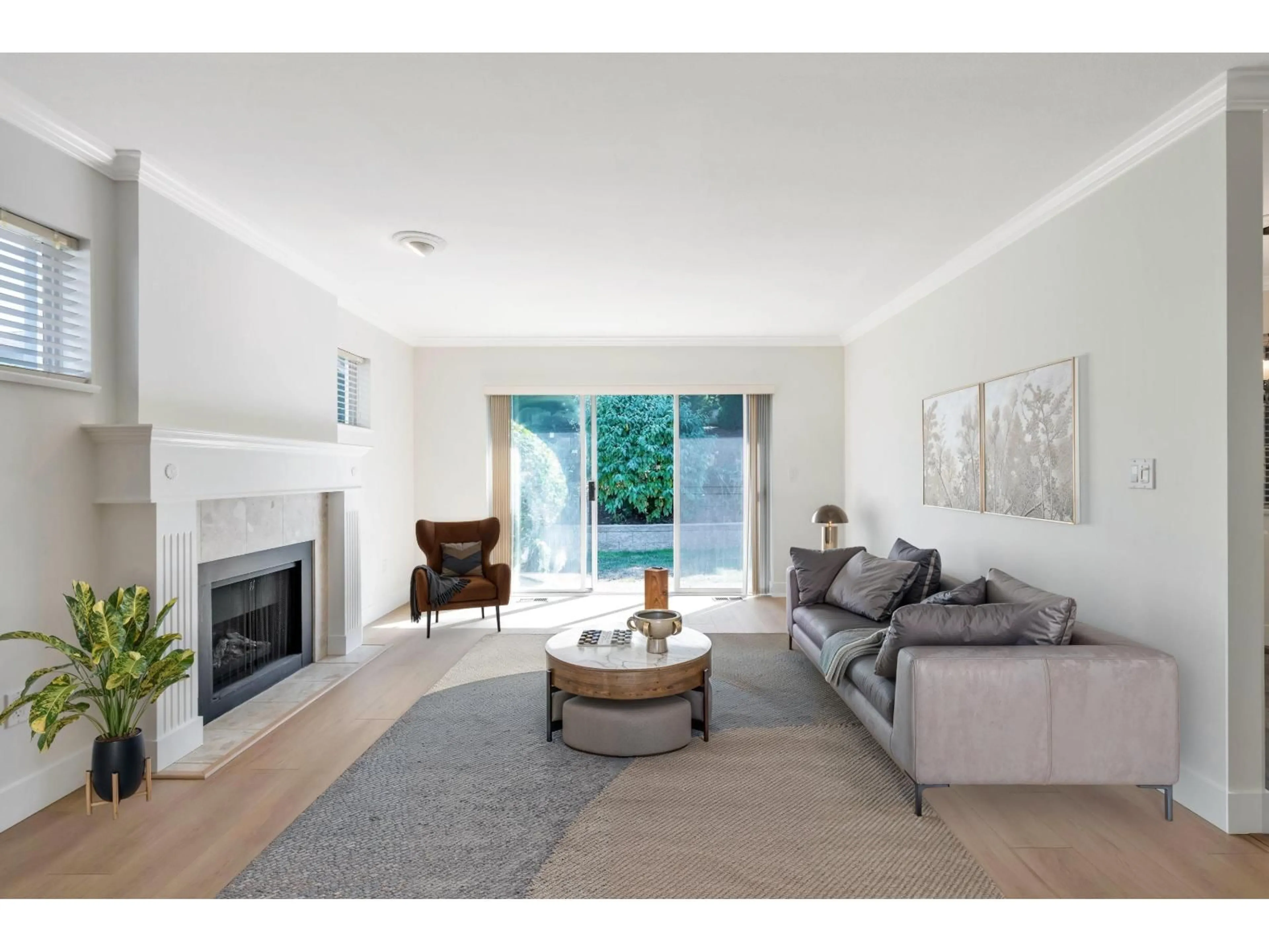 Living room with furniture, unknown for 31 - 8889 212 STREET, Langley British Columbia V1M2E8