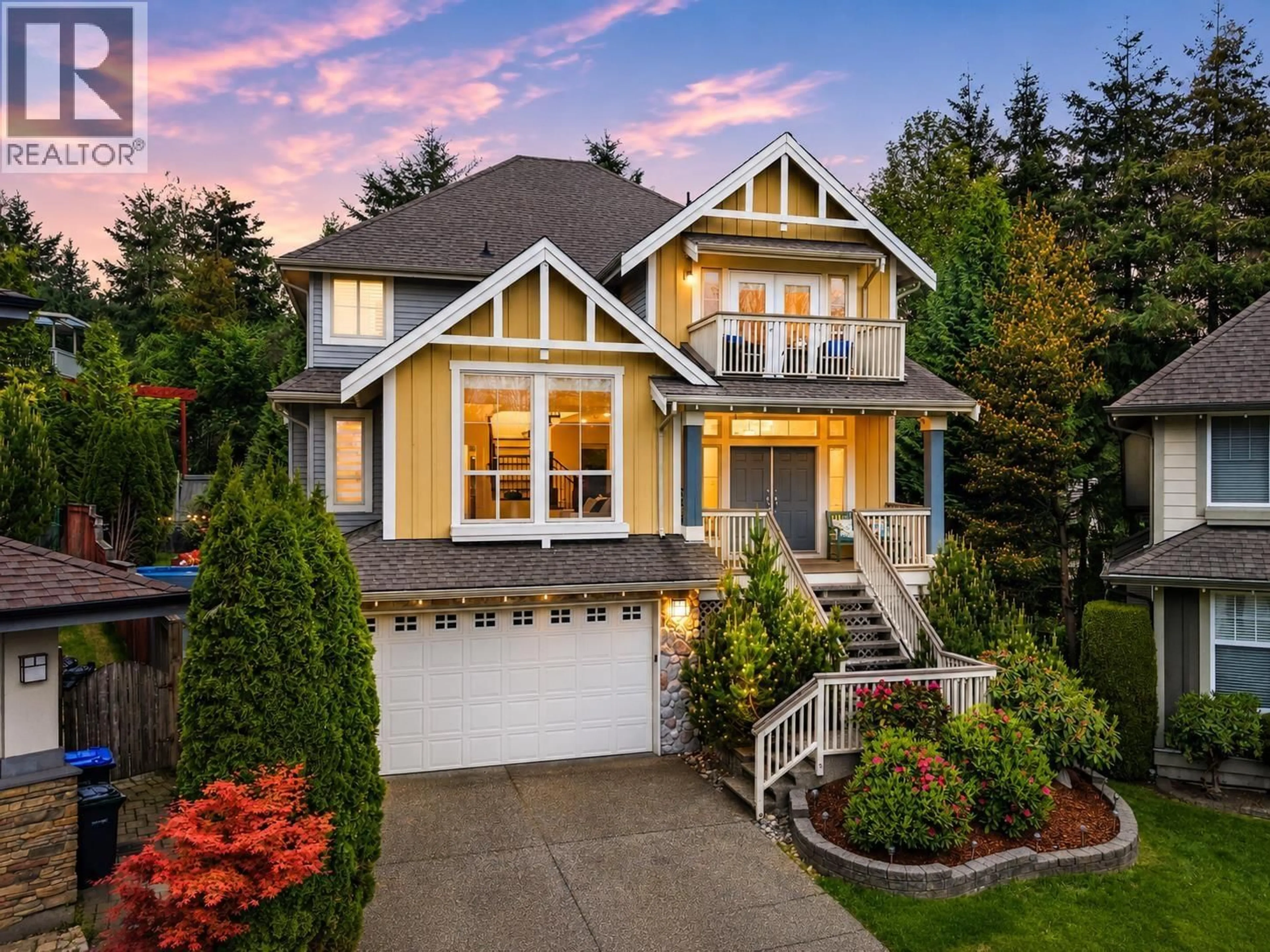 Home with vinyl exterior material, unknown for 36 MAPLE COURT, Port Moody British Columbia V3H5M8