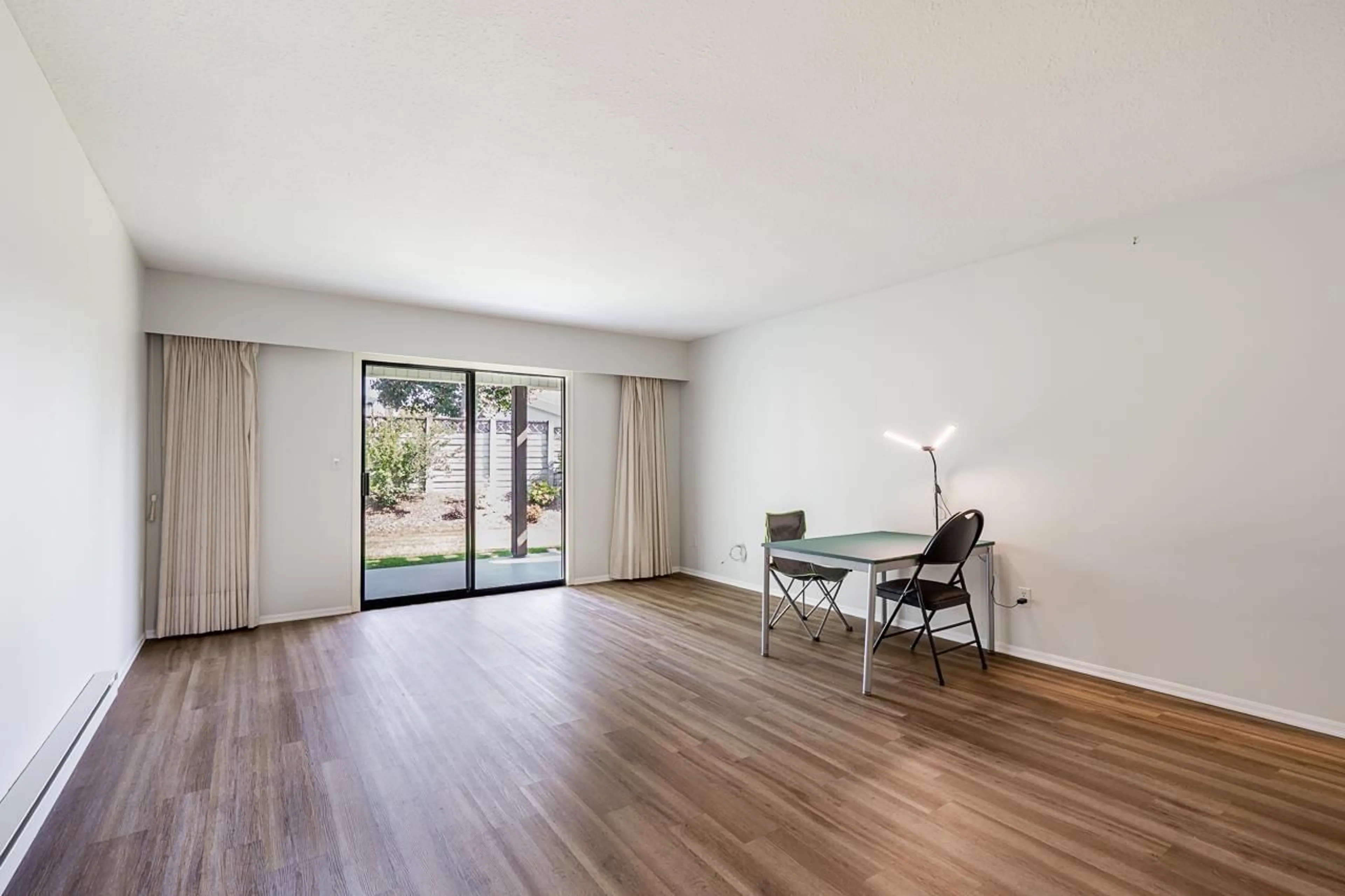 A pic of a room for 25 - 32718 GARIBALDI DRIVE, Abbotsford British Columbia V2T5T6
