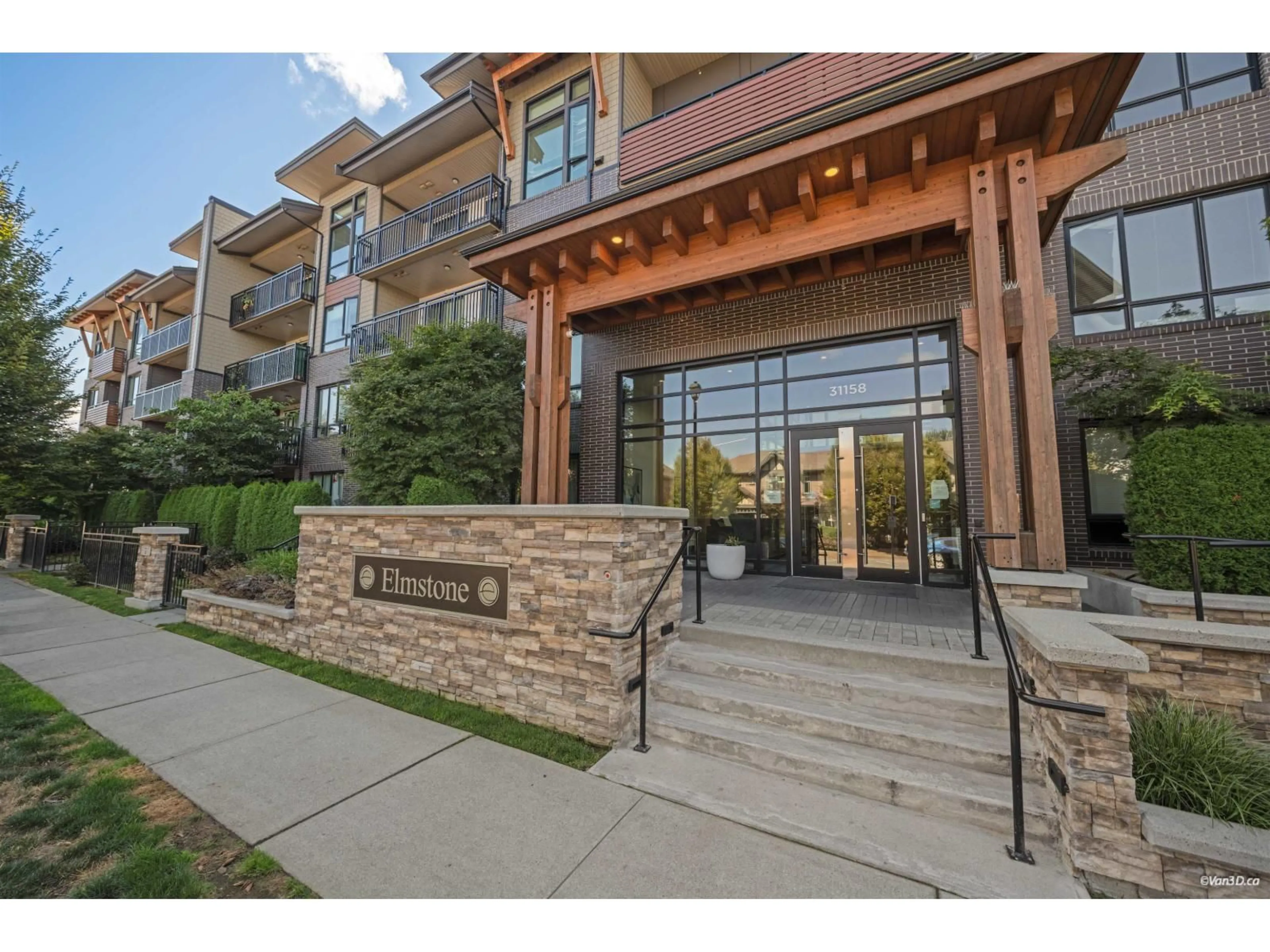 Indoor foyer for 216 - 31158 WESTRIDGE PLACE, Abbotsford British Columbia V2T0K5