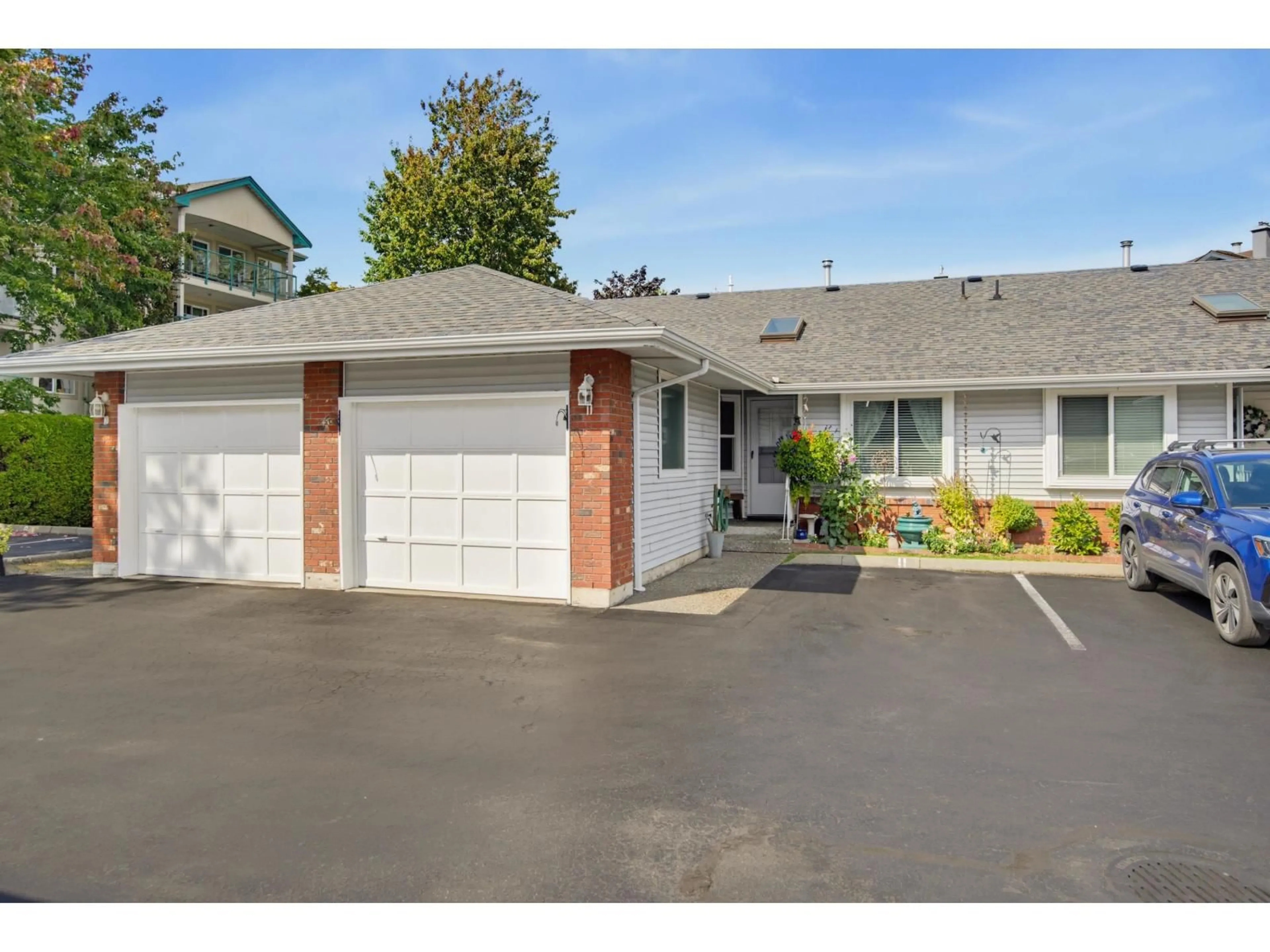Indoor garage for 11 - 5365 205 STREET, Langley British Columbia V3A7V7