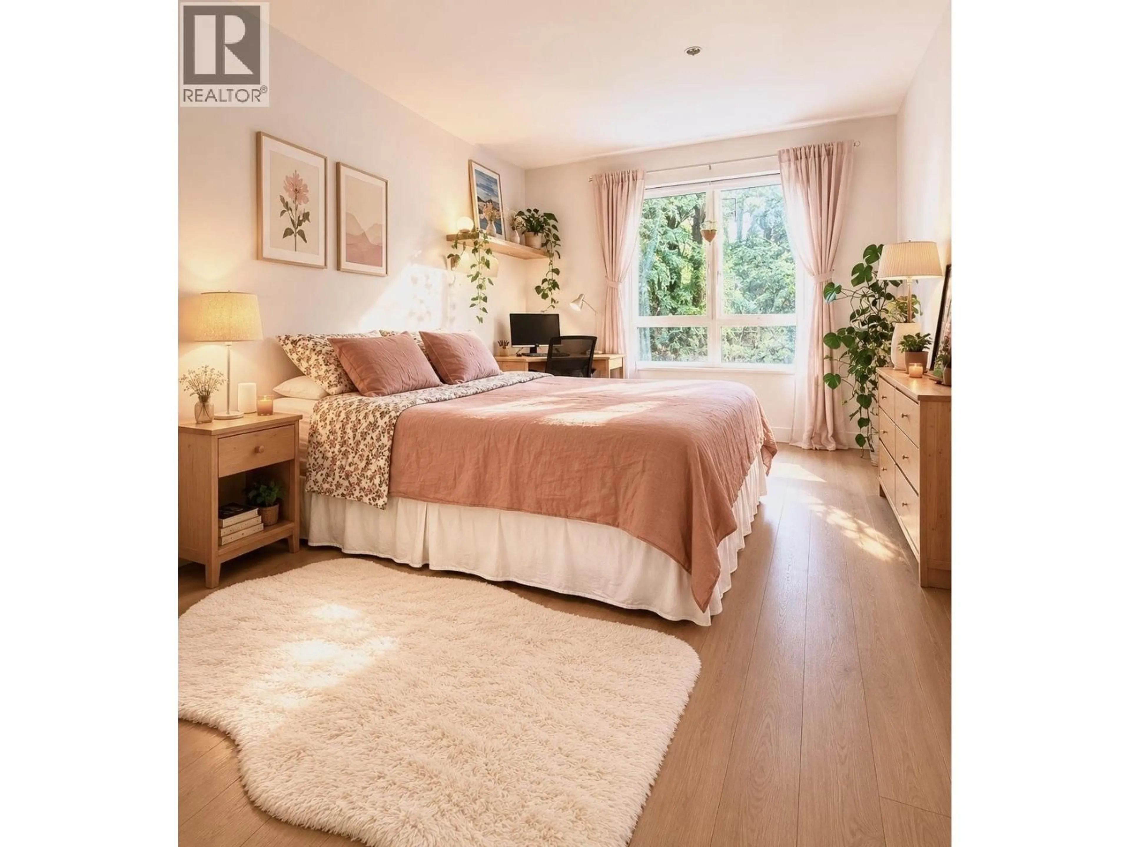 Bedroom with bed, wood/laminate floor for 318 - 1111 27TH STREET, North Vancouver British Columbia V7J1S3