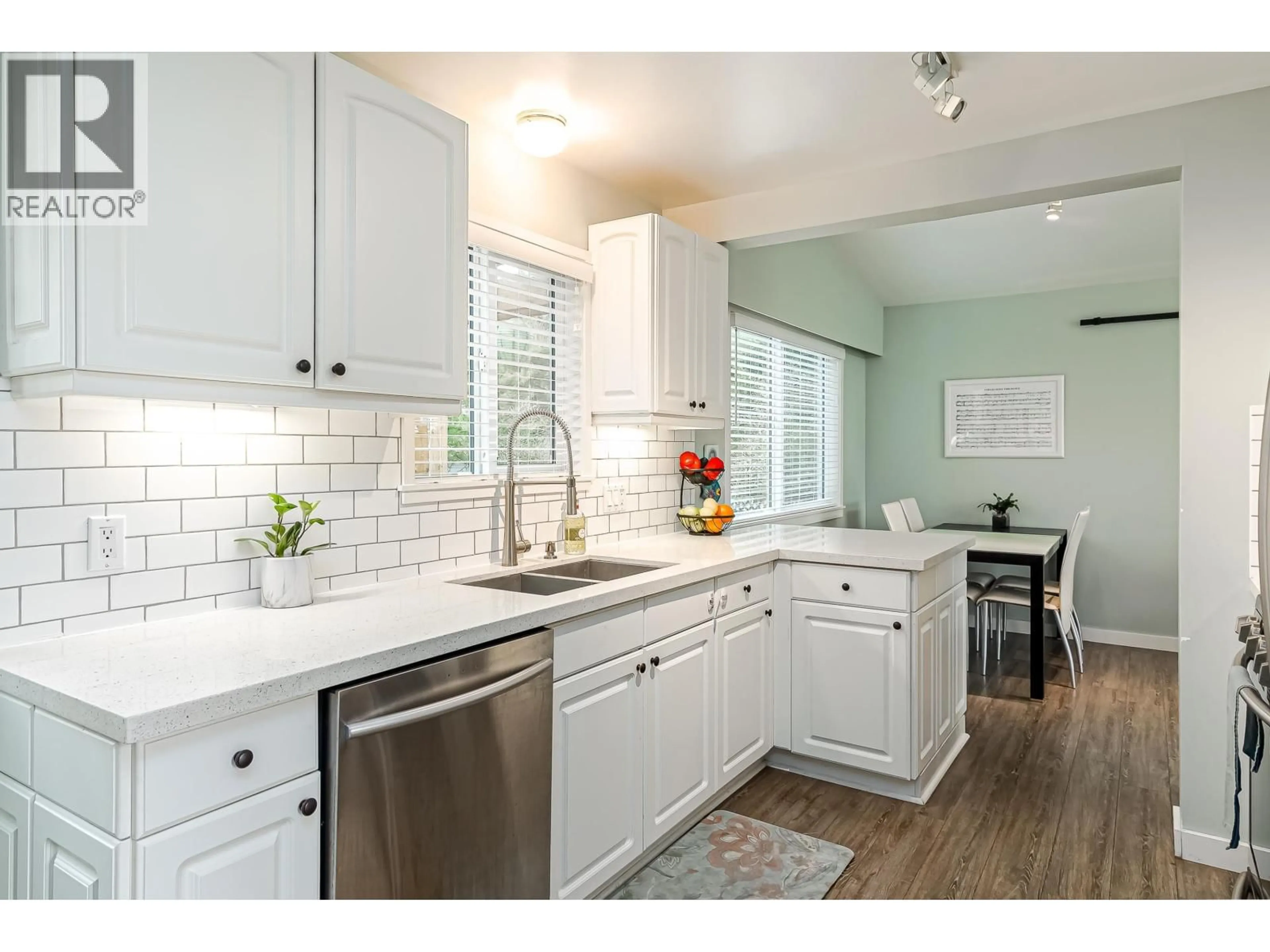 Open concept kitchen, ceramic/tile floor for 1480 FARRELL AVENUE, Delta British Columbia V4L1V5