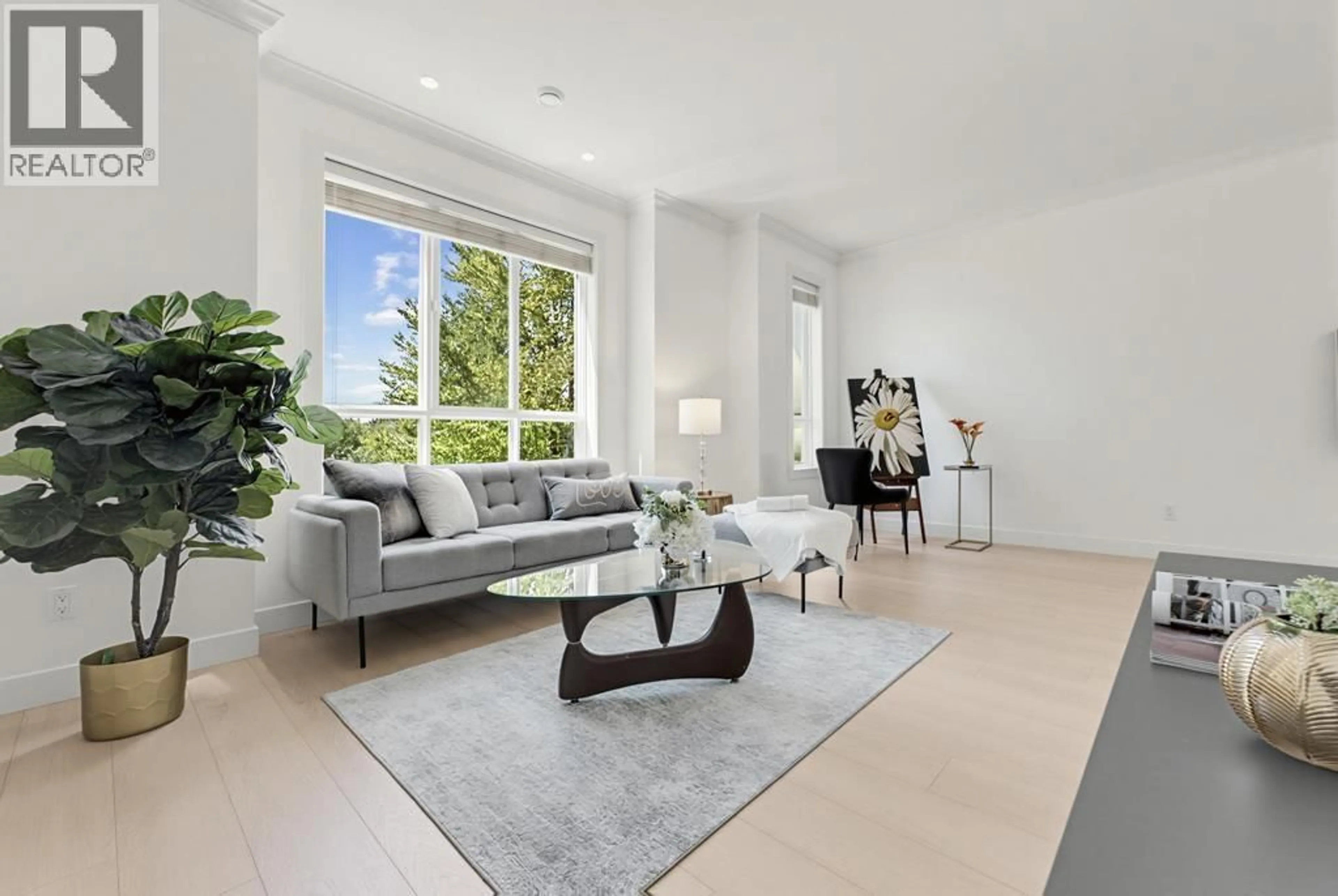 Living room with furniture, unknown for 4 - 7140 RAILWAY AVENUE, Richmond British Columbia V7C3J8