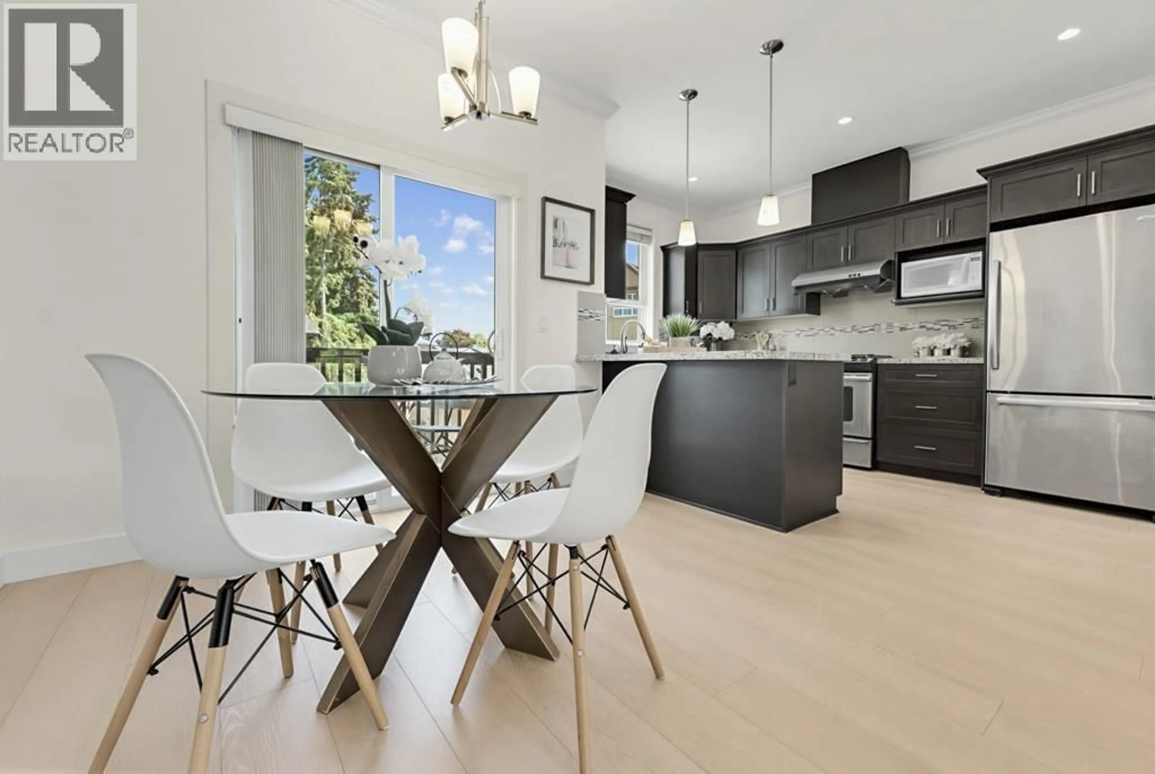 Contemporary kitchen, unknown for 4 - 7140 RAILWAY AVENUE, Richmond British Columbia V7C3J8