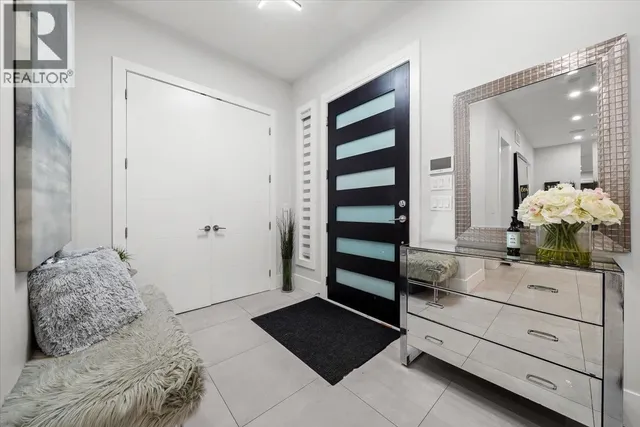 1041 STEWART AVENUE, Coquitlam 2