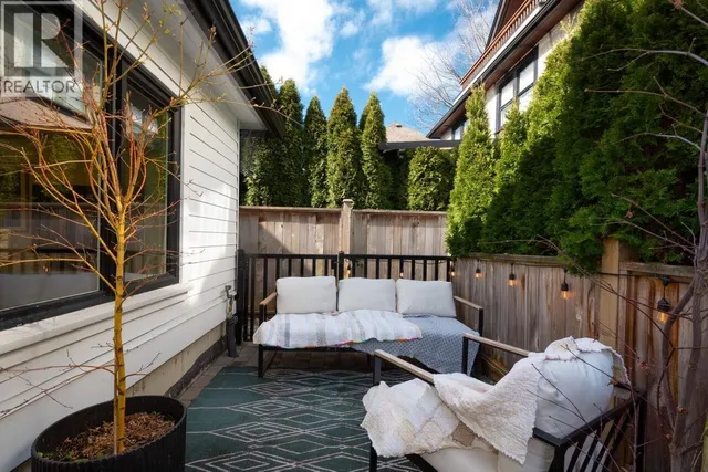 1026 13TH AVENUE, Vancouver 3