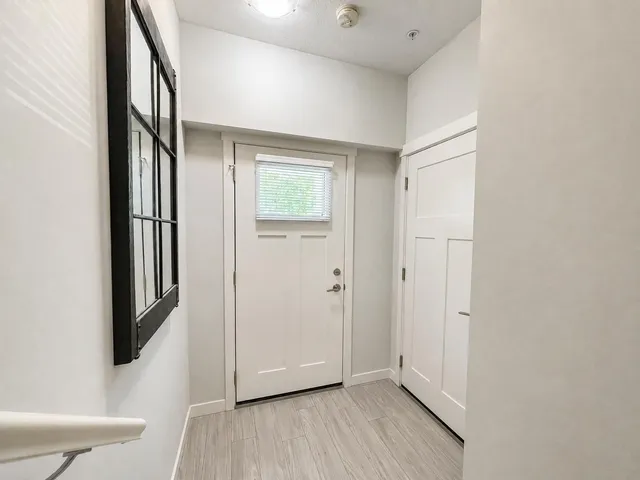 28 - 8335 NELSON STREET, Mission 3