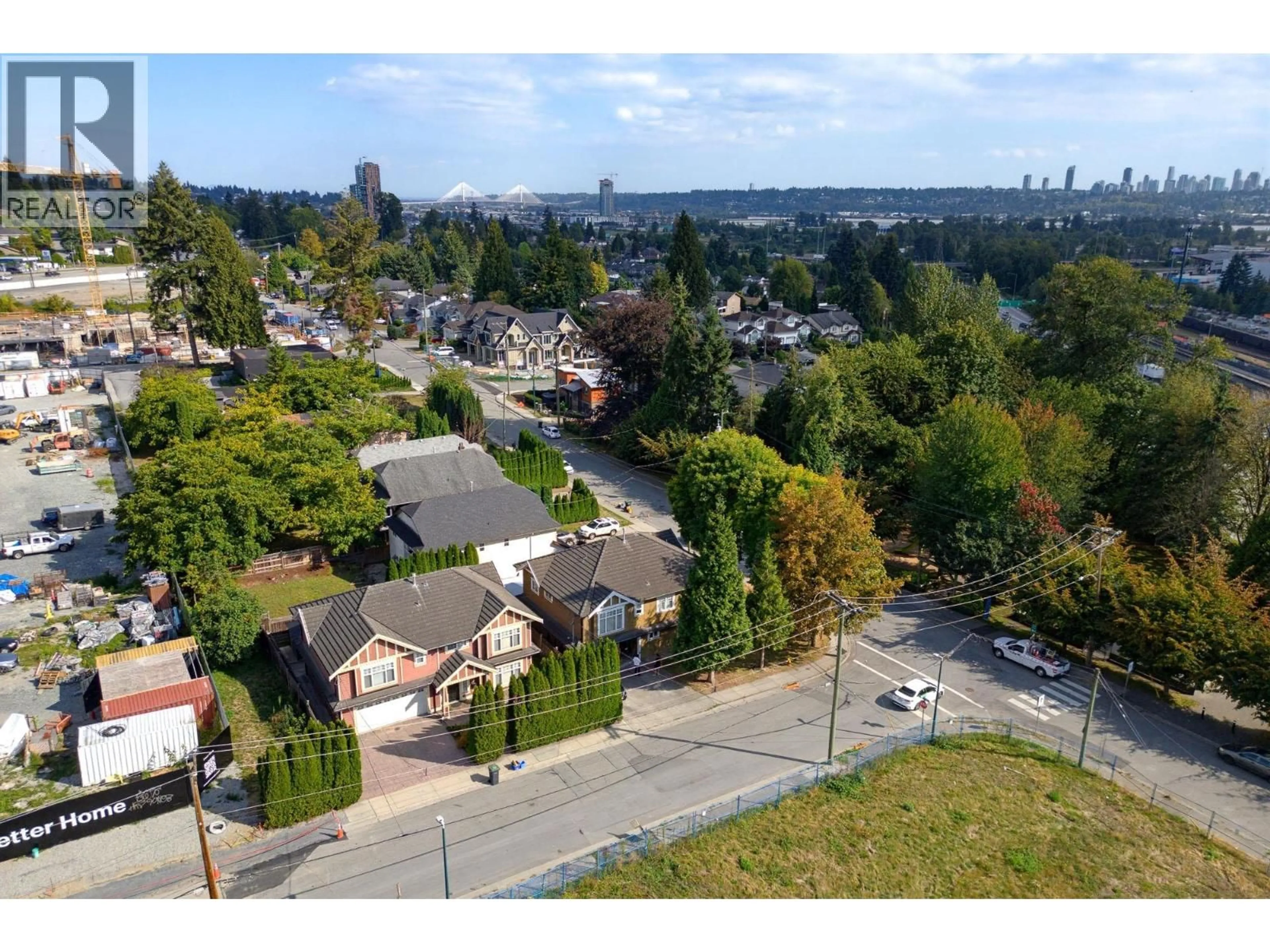 A pic from outside/outdoor area/front of a property/back of a property/a pic from drone, street for 575 ALDERSON AVENUE, Coquitlam British Columbia V3K1T4