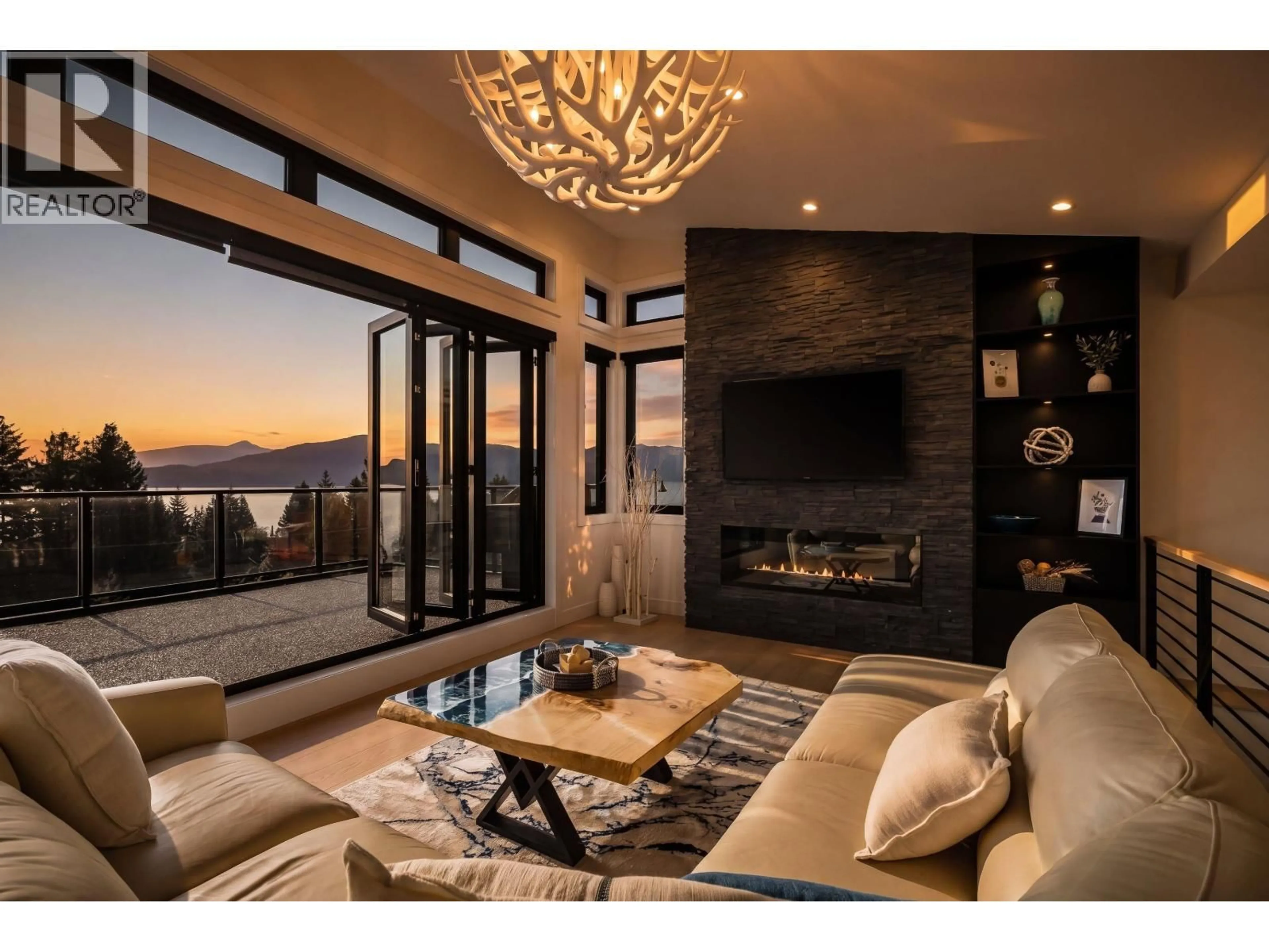 Unknown for 35 KELVIN GROVE WAY, Lions Bay British Columbia V0N2E0