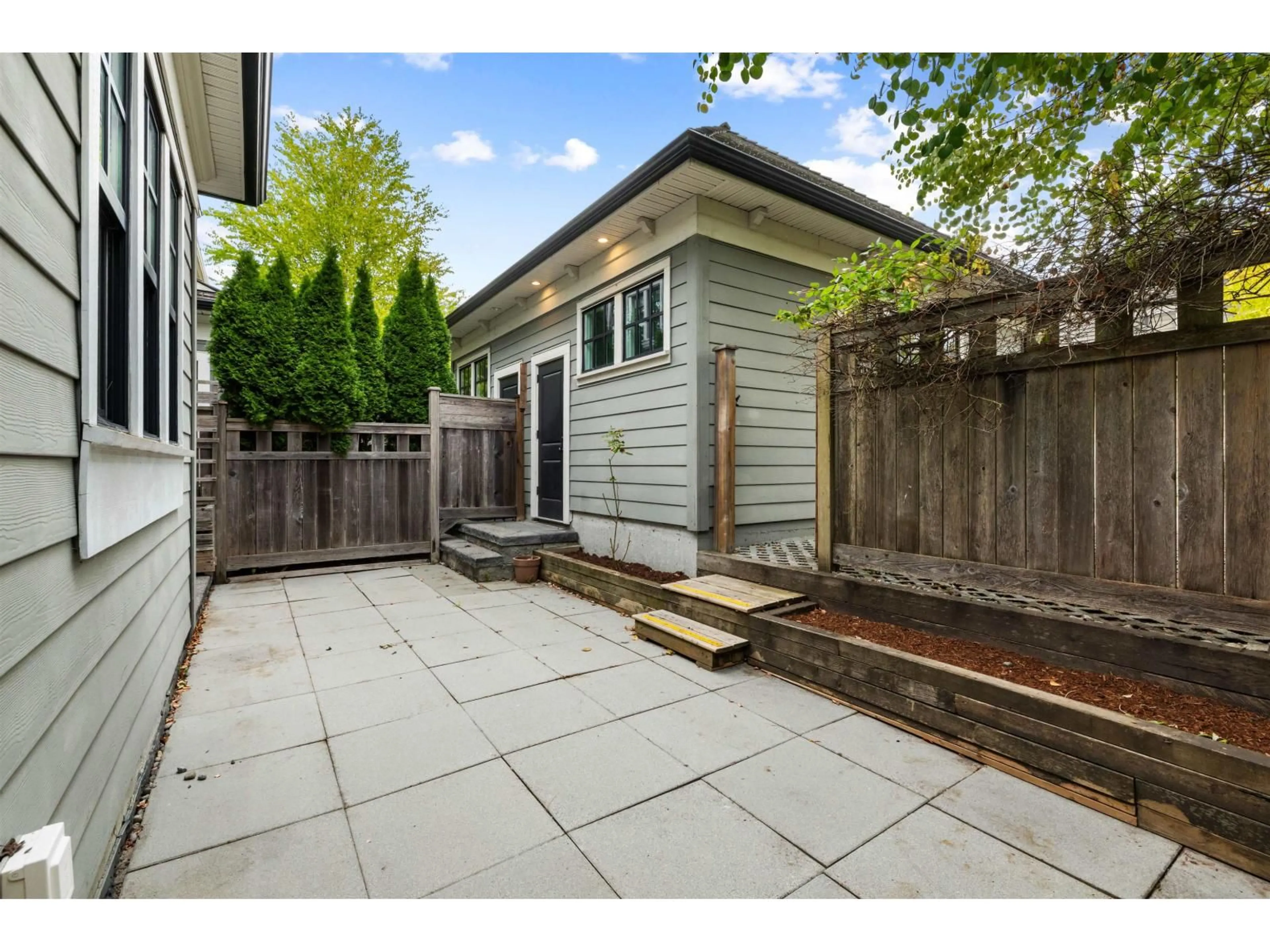 Patio, street for 15337 34 AVENUE, Surrey British Columbia V3Z2X2