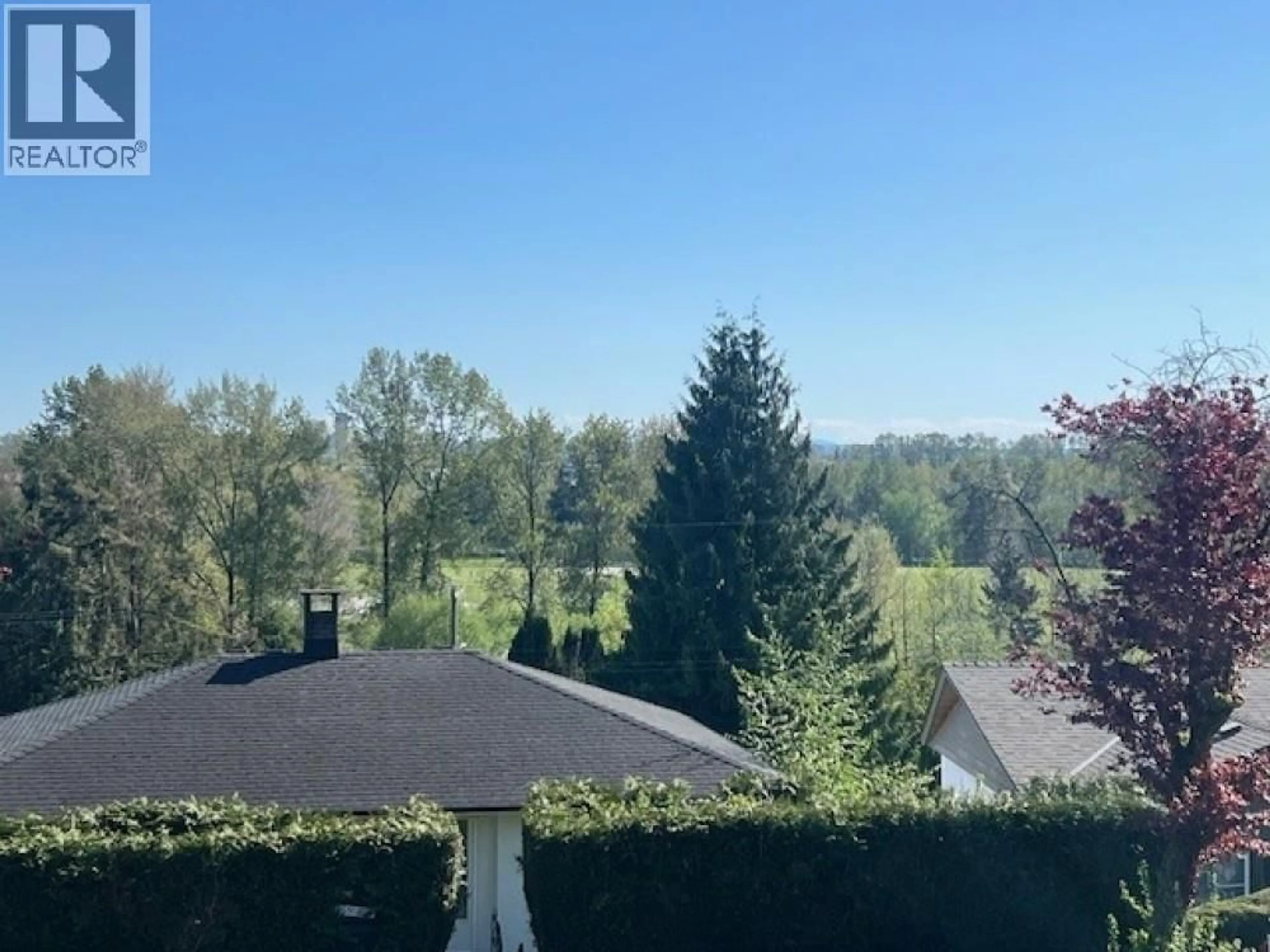 A pic from outside/outdoor area/front of a property/back of a property/a pic from drone, forest/trees view for 4581 SUNLAND PLACE, Burnaby British Columbia V5J3A3
