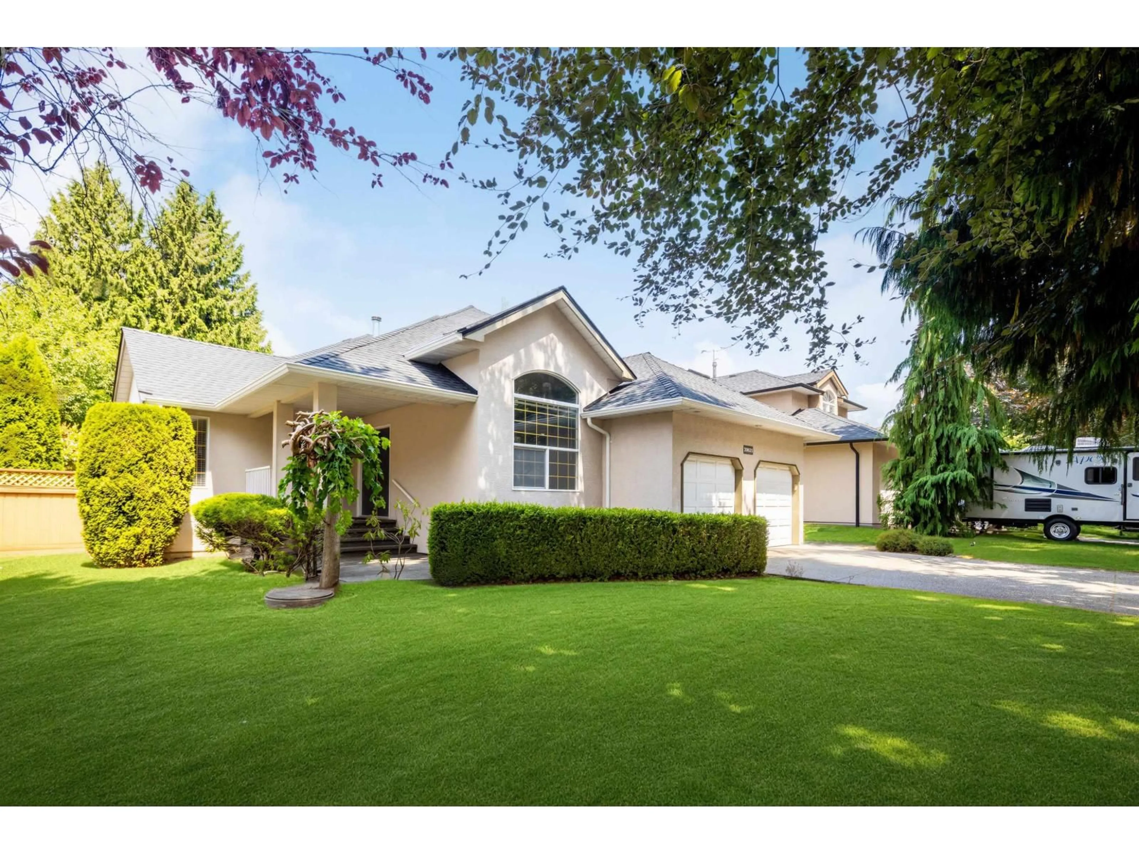 Home with vinyl exterior material, street for 20621 91 AVENUE, Langley British Columbia V1M2X1