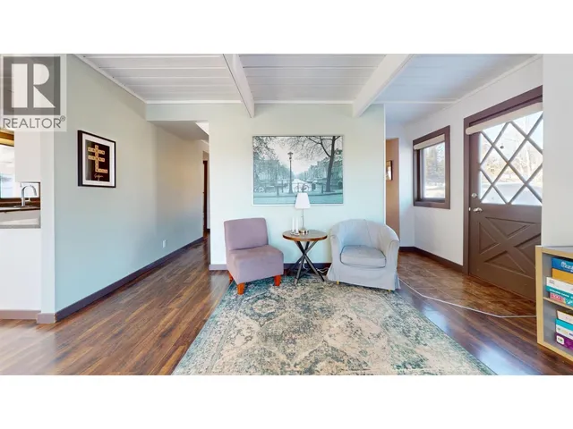 6353 WOLFE ROAD, 100 Mile House 4