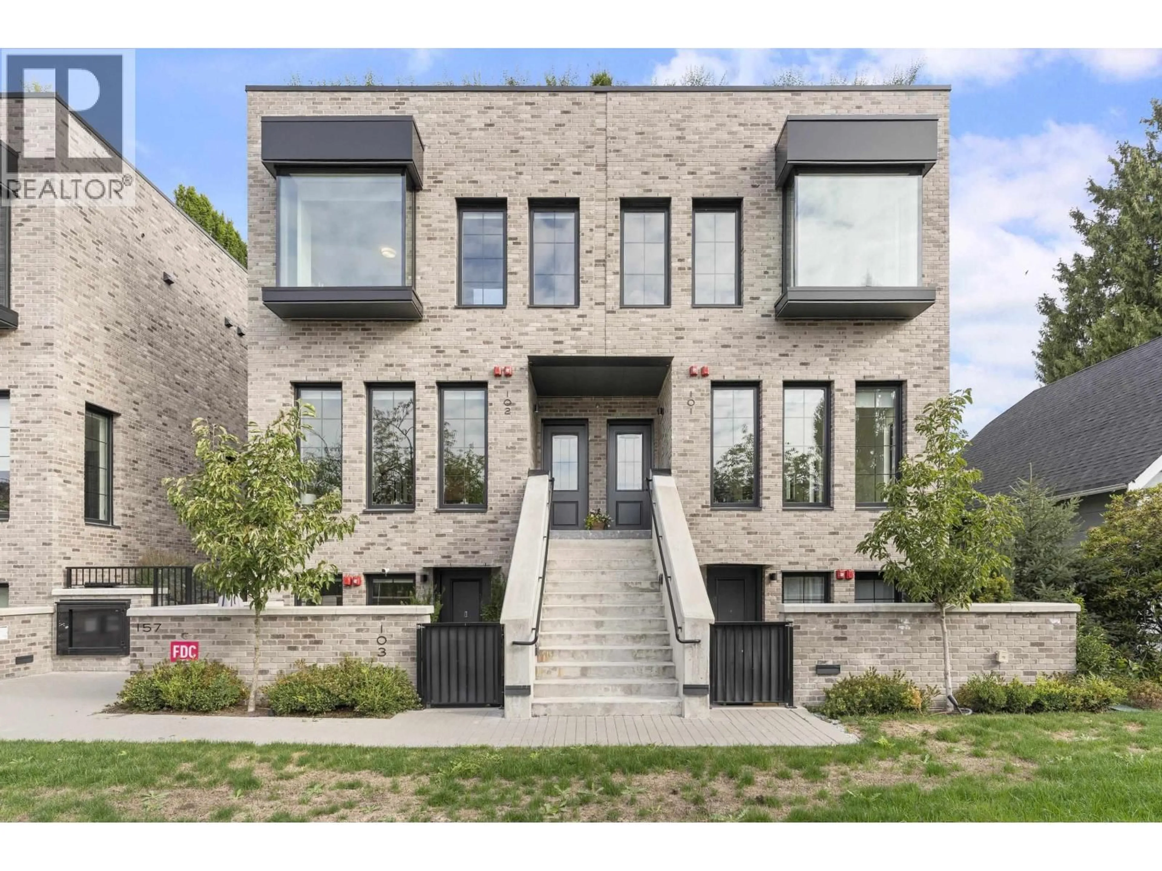 Home with brick exterior material, street for 102 - 157 KING EDWARD, Vancouver British Columbia V5Y2H8