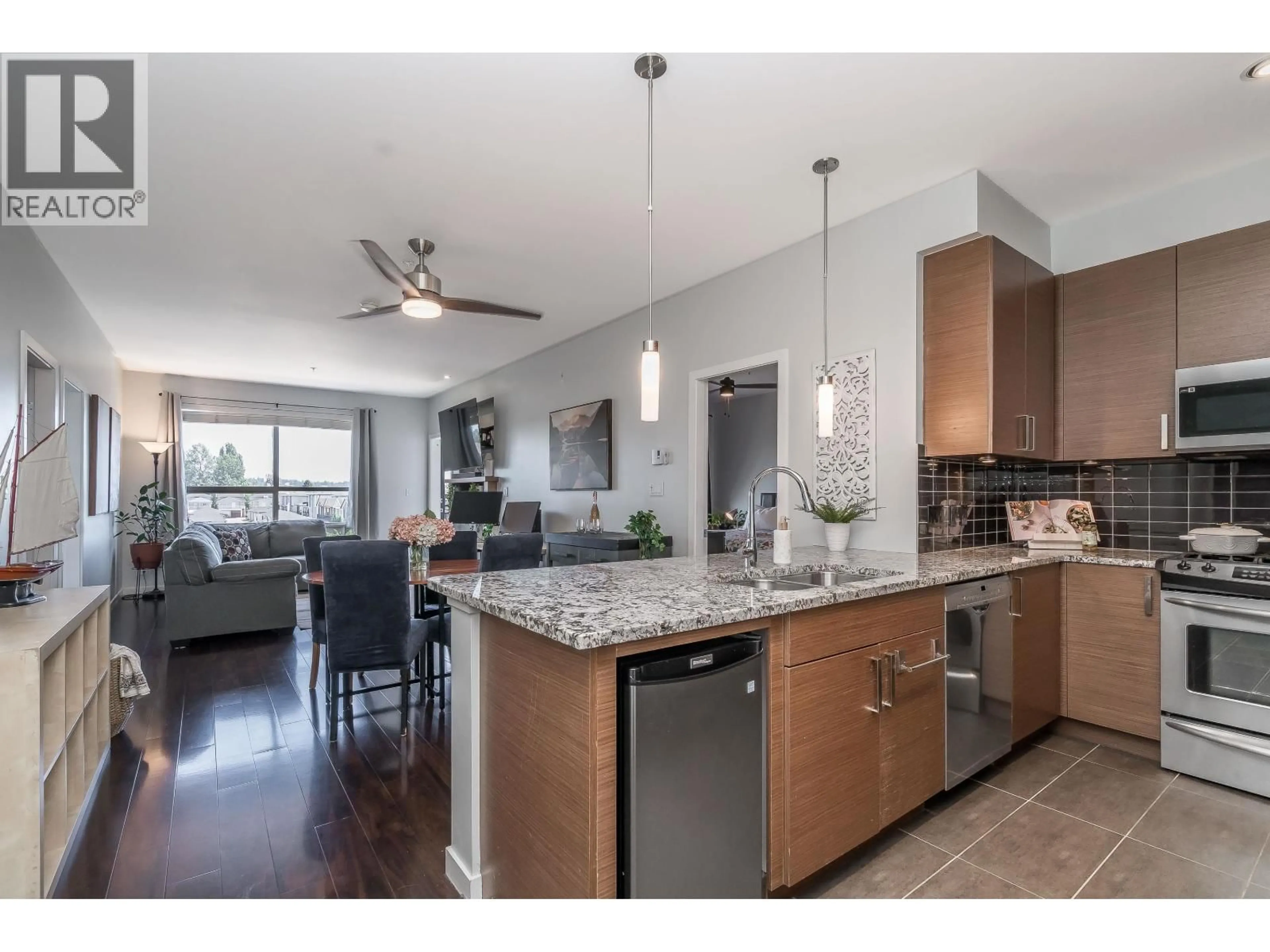 Open concept kitchen, unknown for 308 - 288 HAMPTON STREET, New Westminster British Columbia V3M5L9