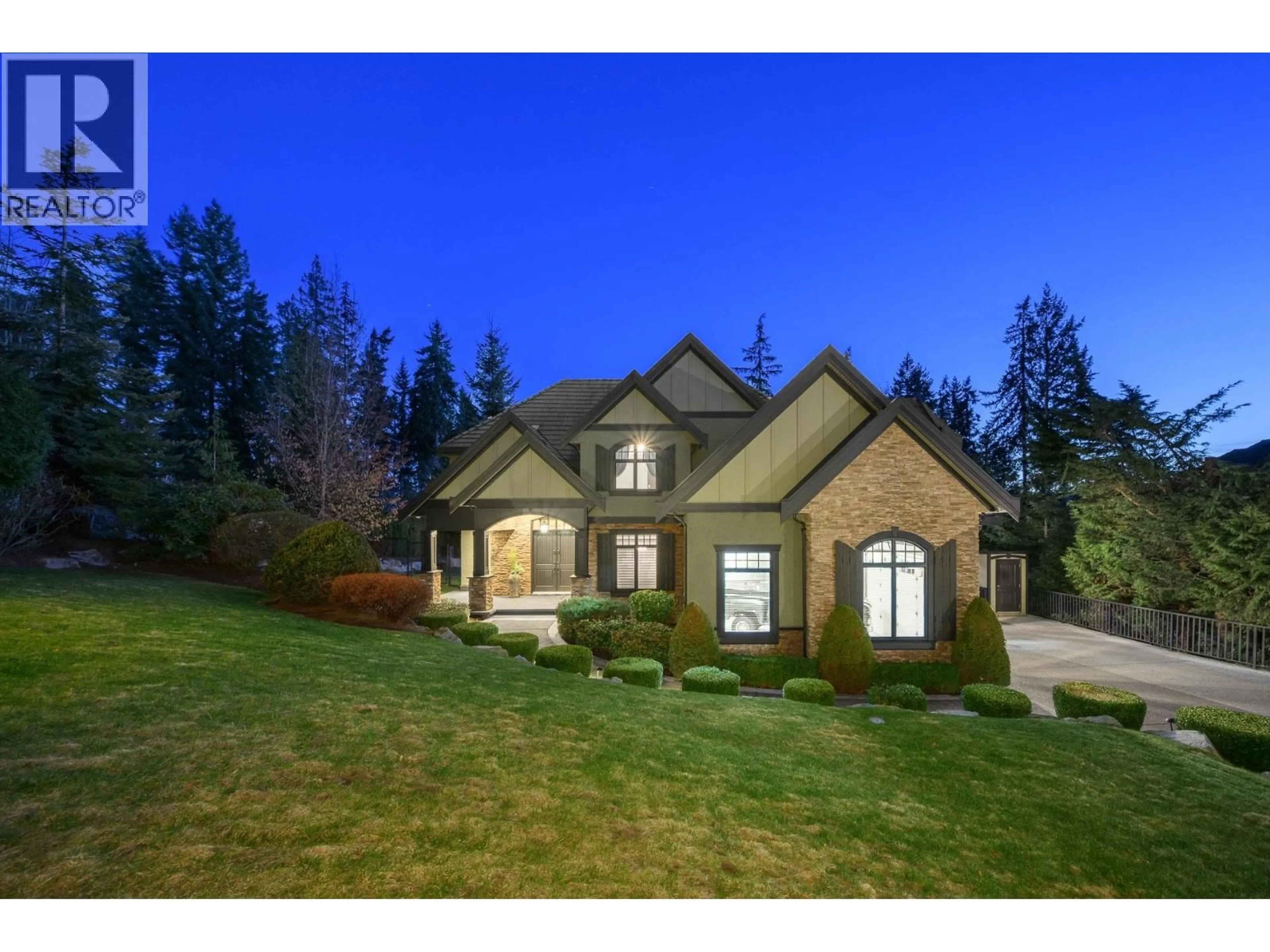 Home with brick exterior material, street for 1062 MAGNOLIA WAY, Anmore British Columbia V3H5M6