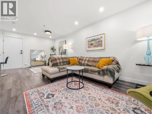 102 - 1550 MARINE DRIVE, Vancouver 4