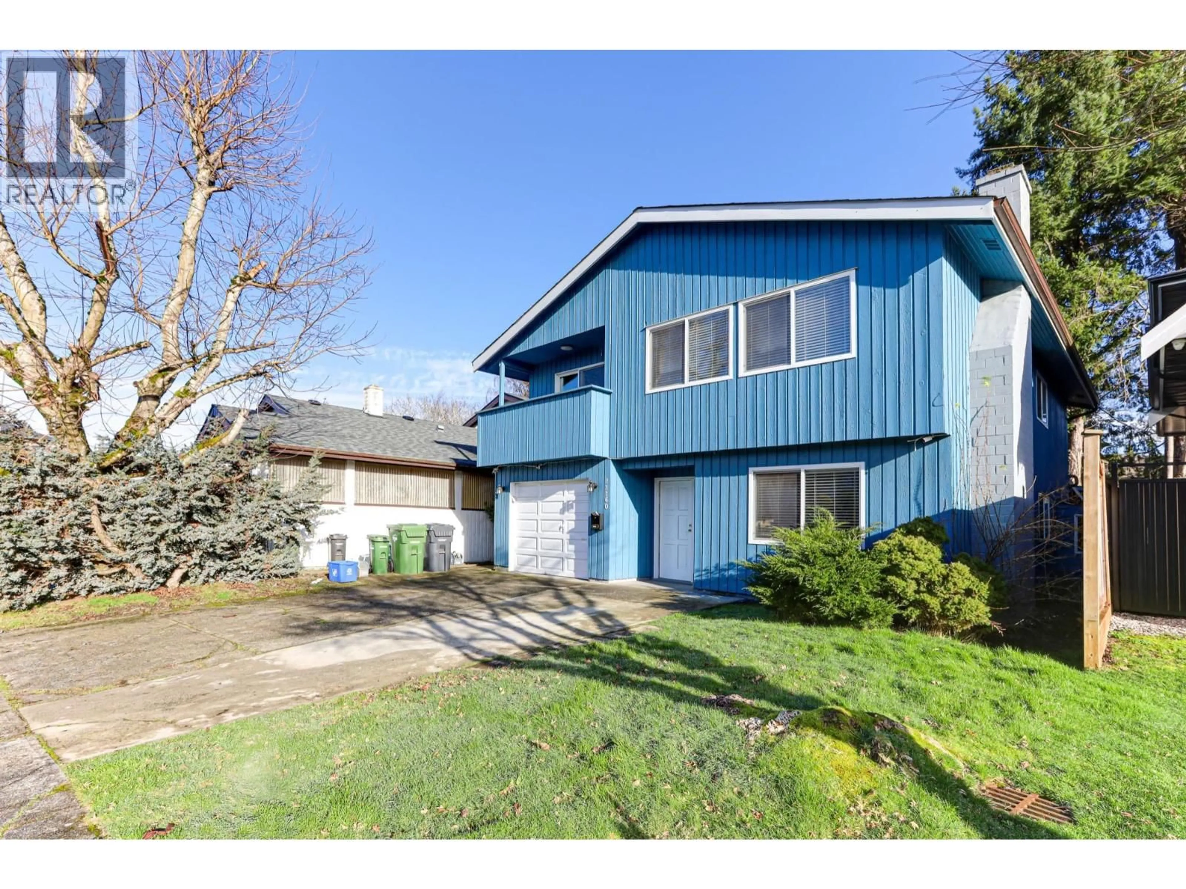 Home with vinyl exterior material, street for 11160 BARKENTINE PLACE, Richmond British Columbia V7E4R1